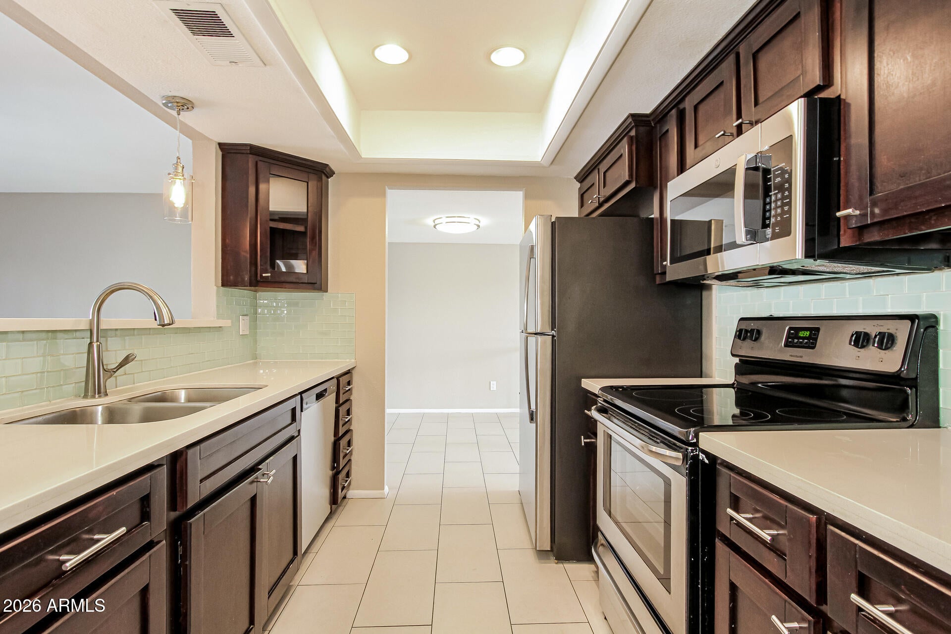 WEST PLAZA 26 - Residential