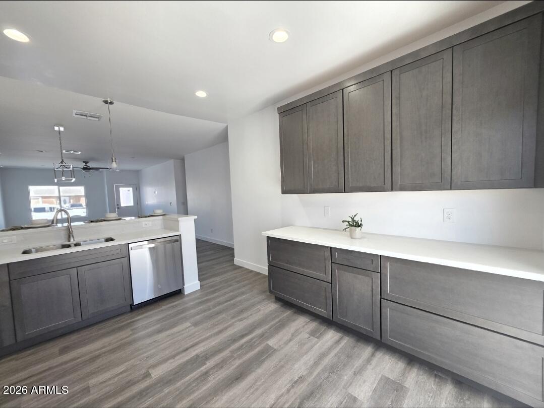 ARIZONA CITY UNIT ONE - Residential