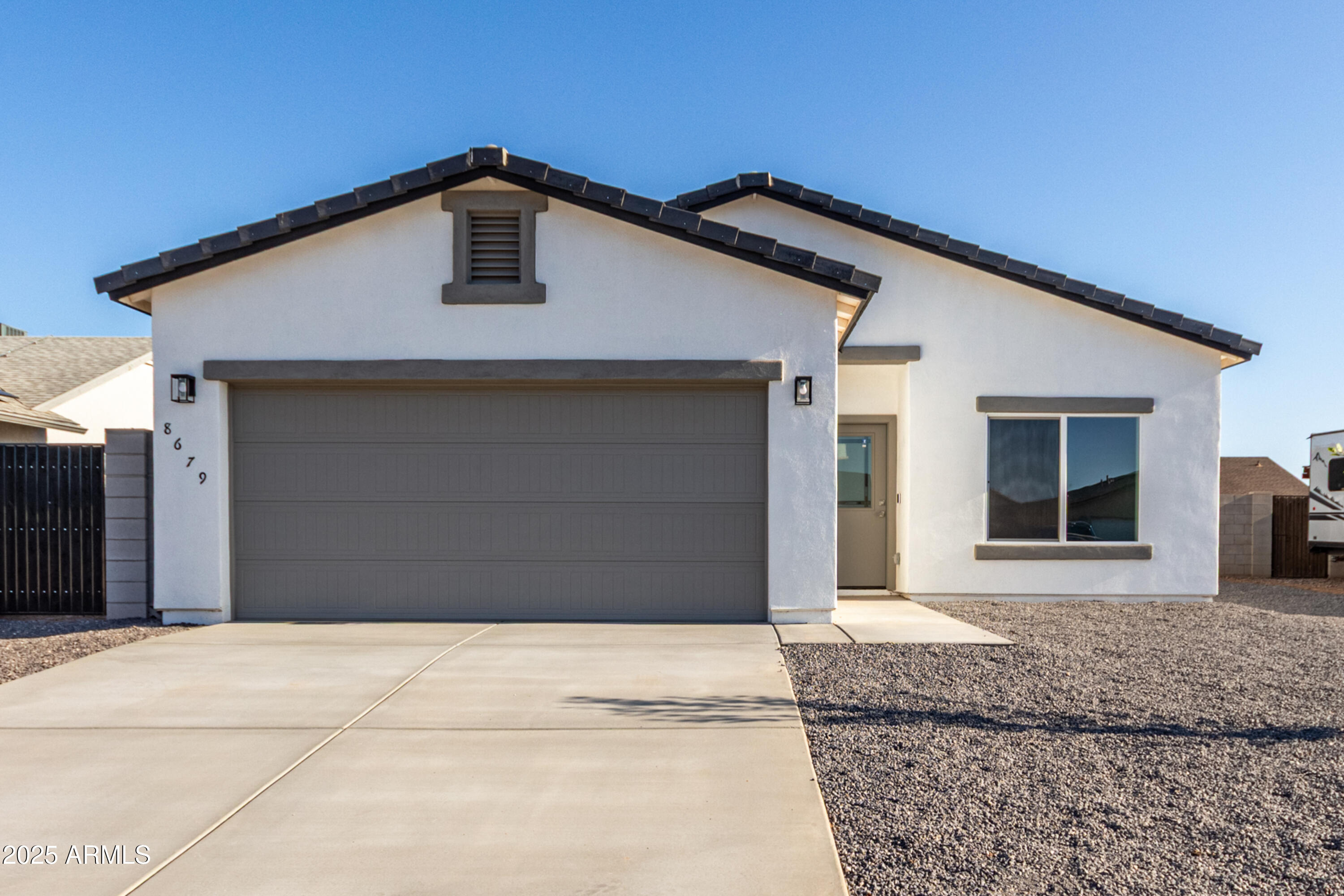 ARIZONA CITY UNIT ONE - Residential