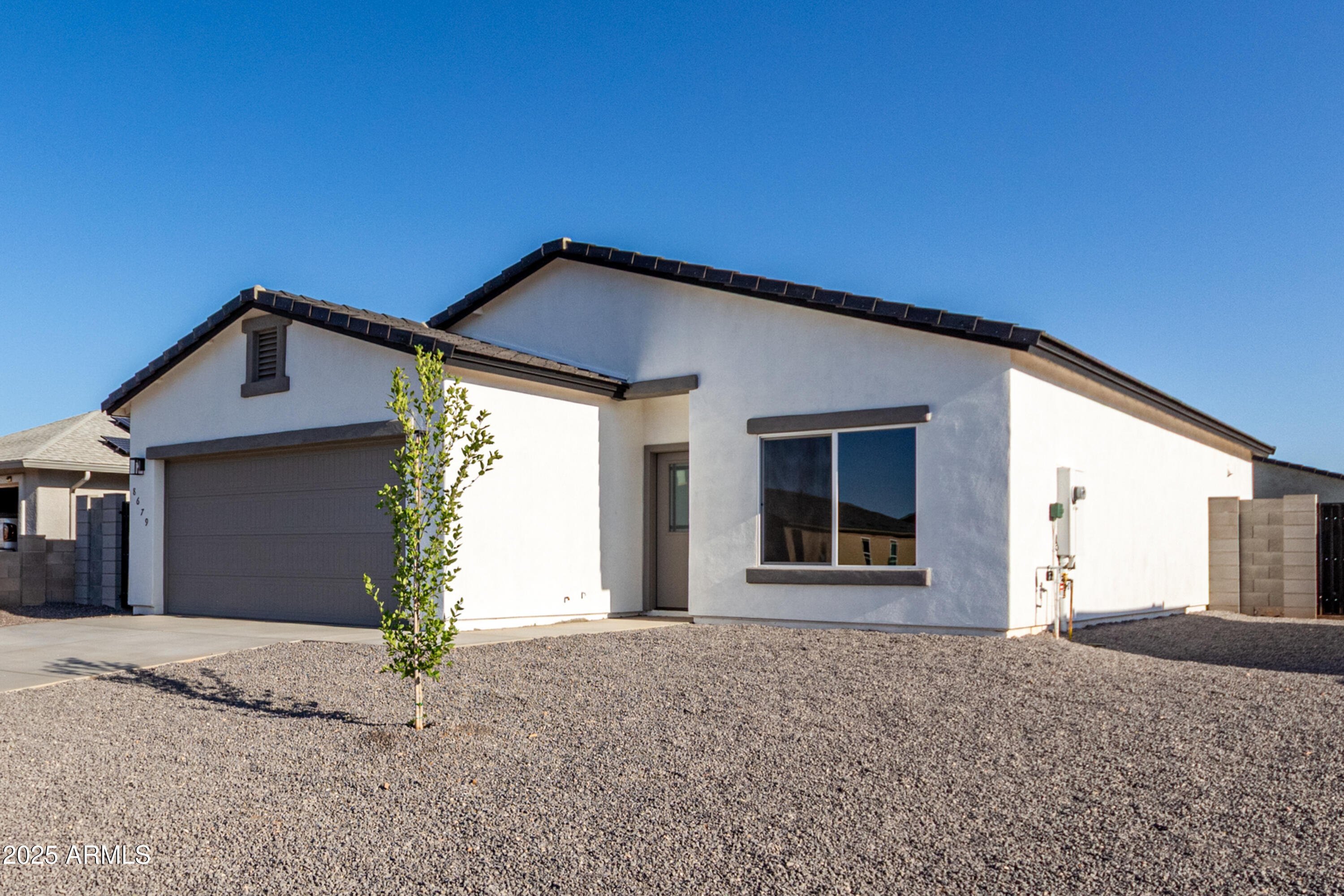 ARIZONA CITY UNIT ONE - Residential
