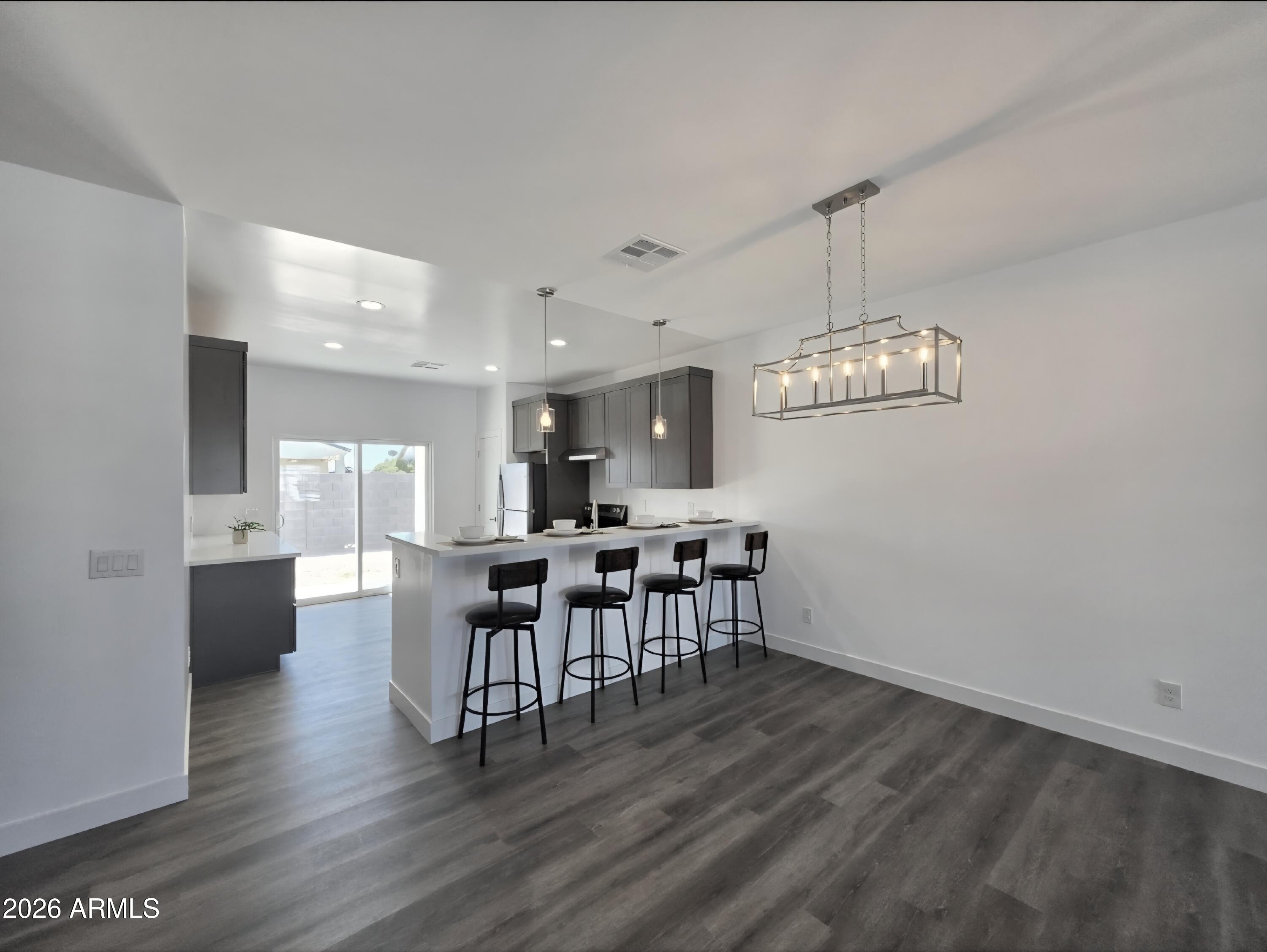 ARIZONA CITY UNIT ONE - Residential