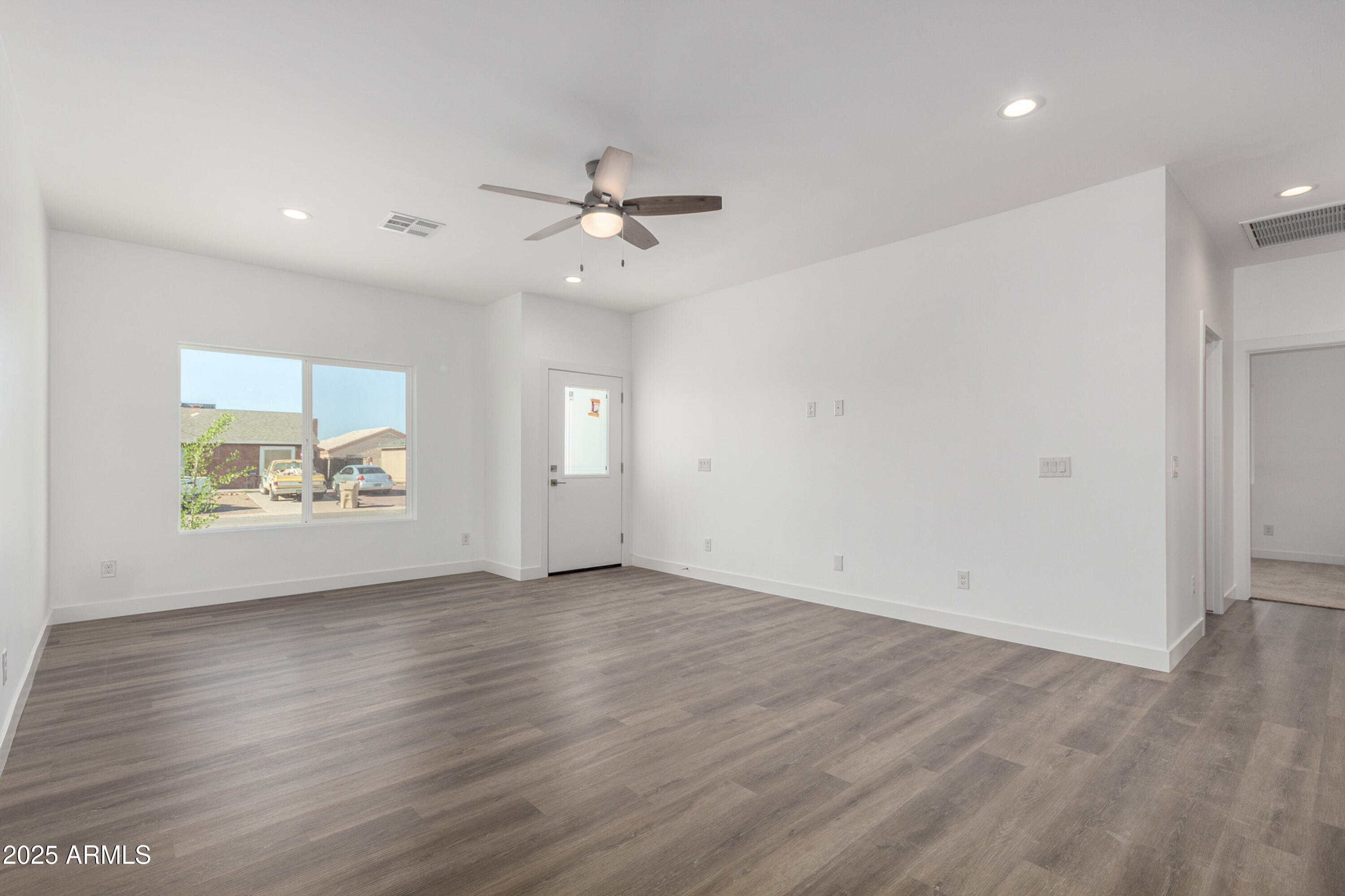 ARIZONA CITY UNIT ONE - Residential