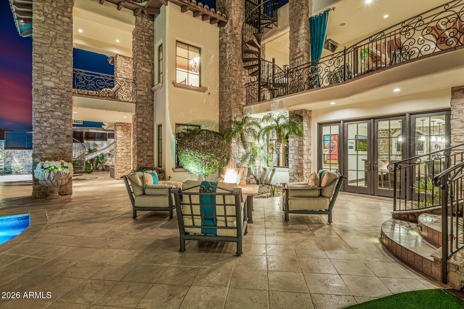 LOS DIAMANTES - Residential