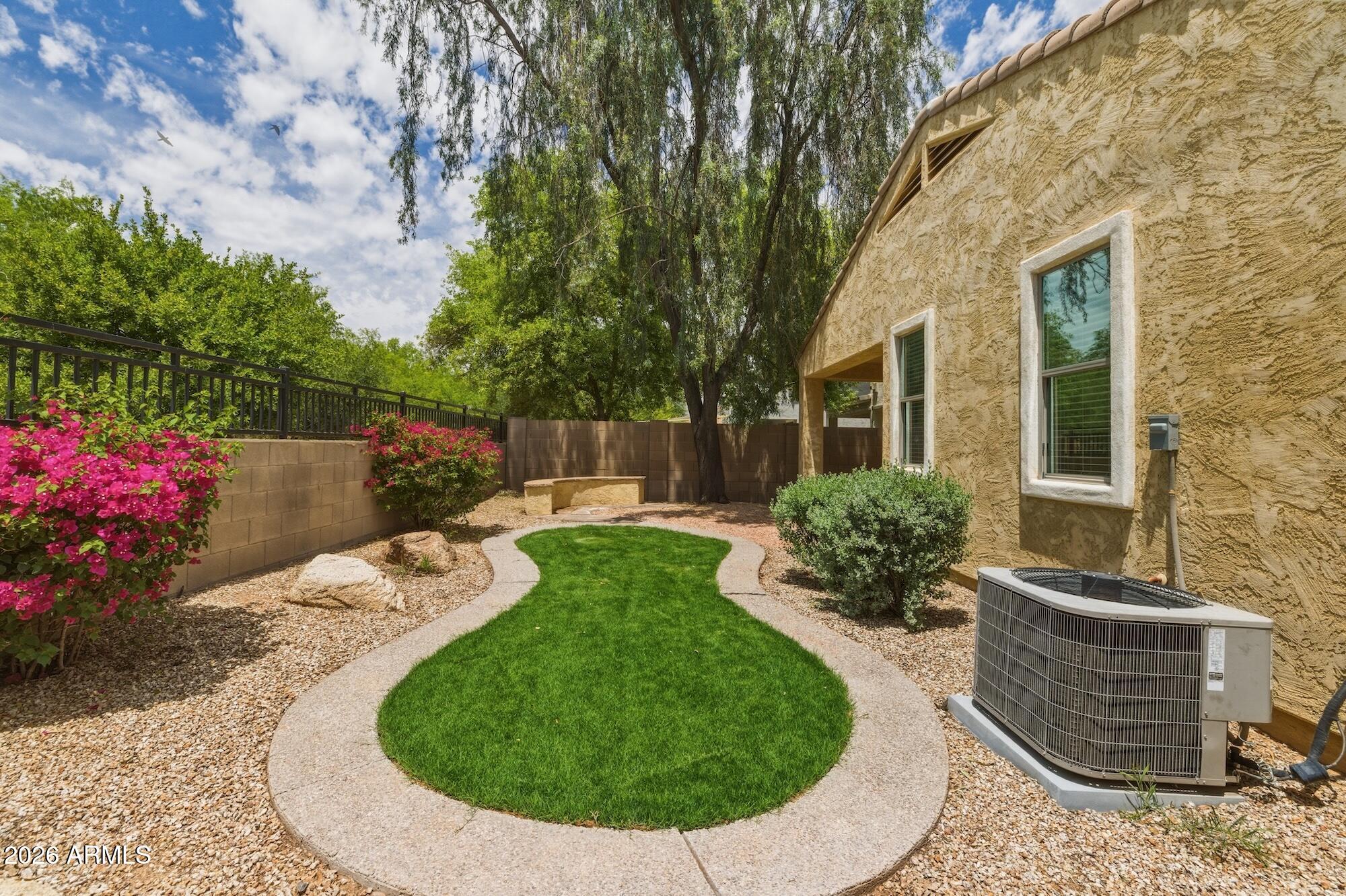 HIGLEY PARK - Residential
