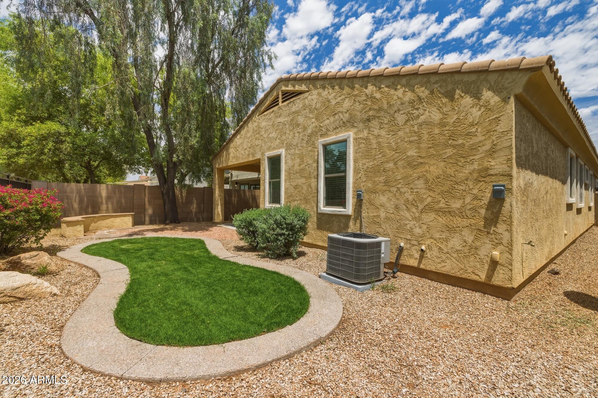 HIGLEY PARK - Residential