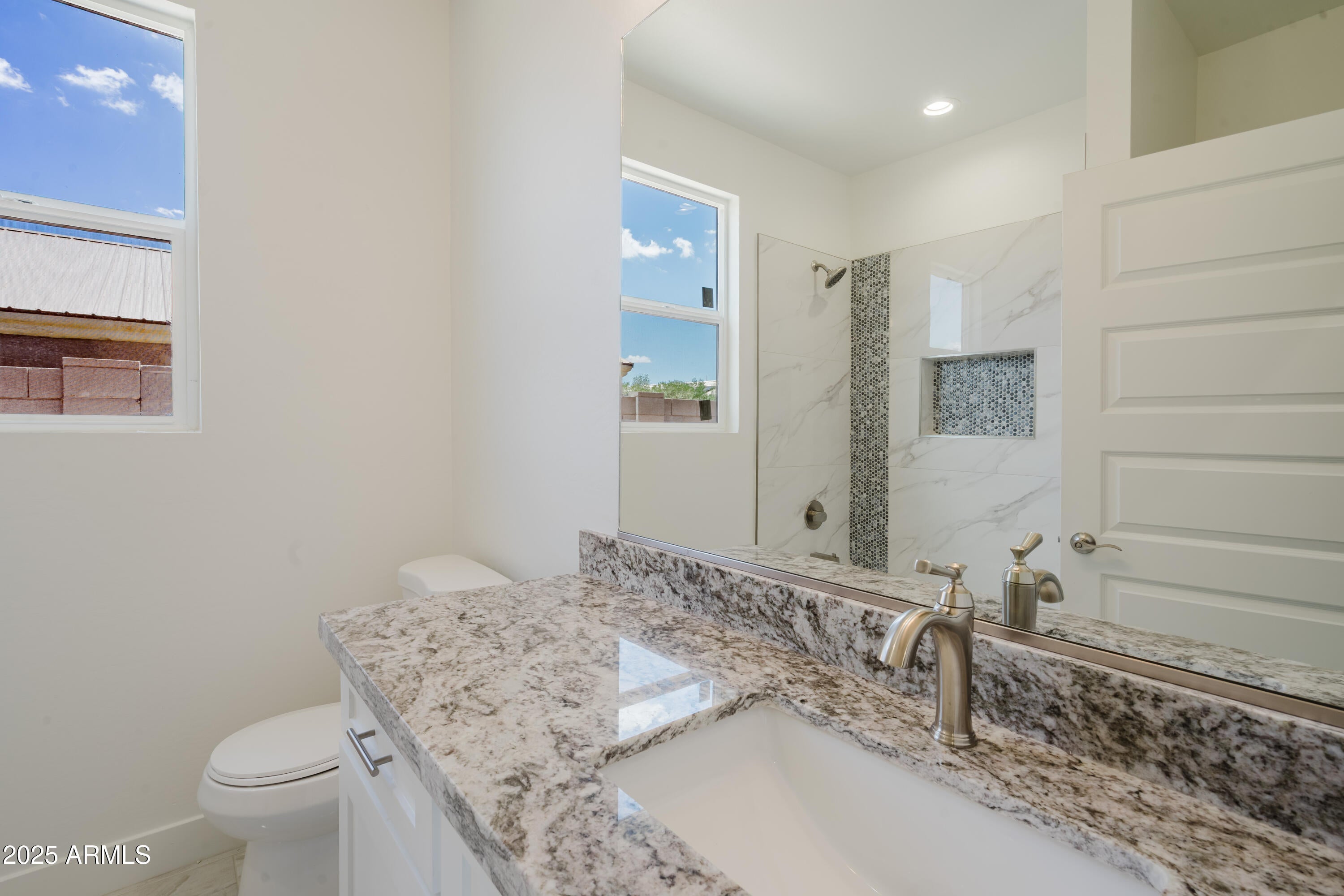 ARIZONA CITY UNIT SEVEN LOT 156 - Residential