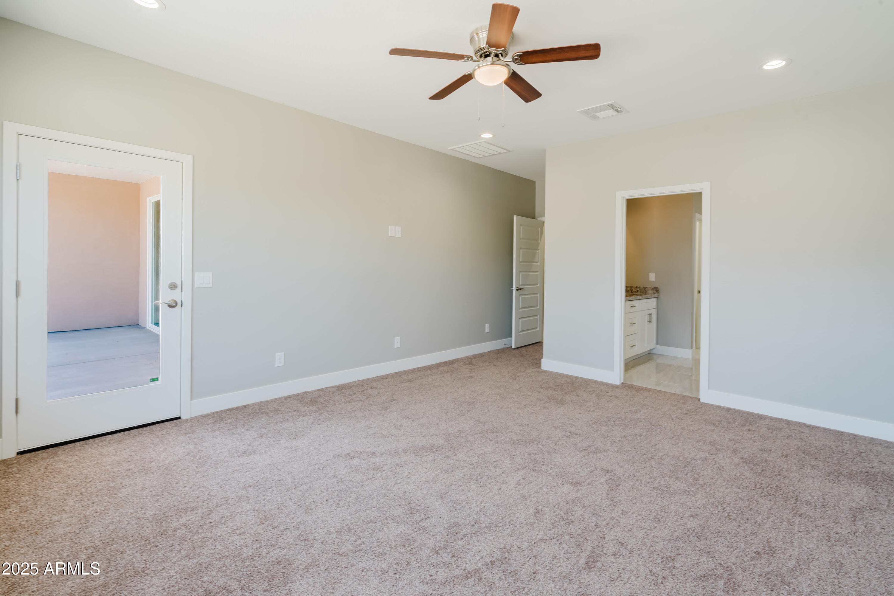 ARIZONA CITY UNIT SEVEN LOT 156 - Residential