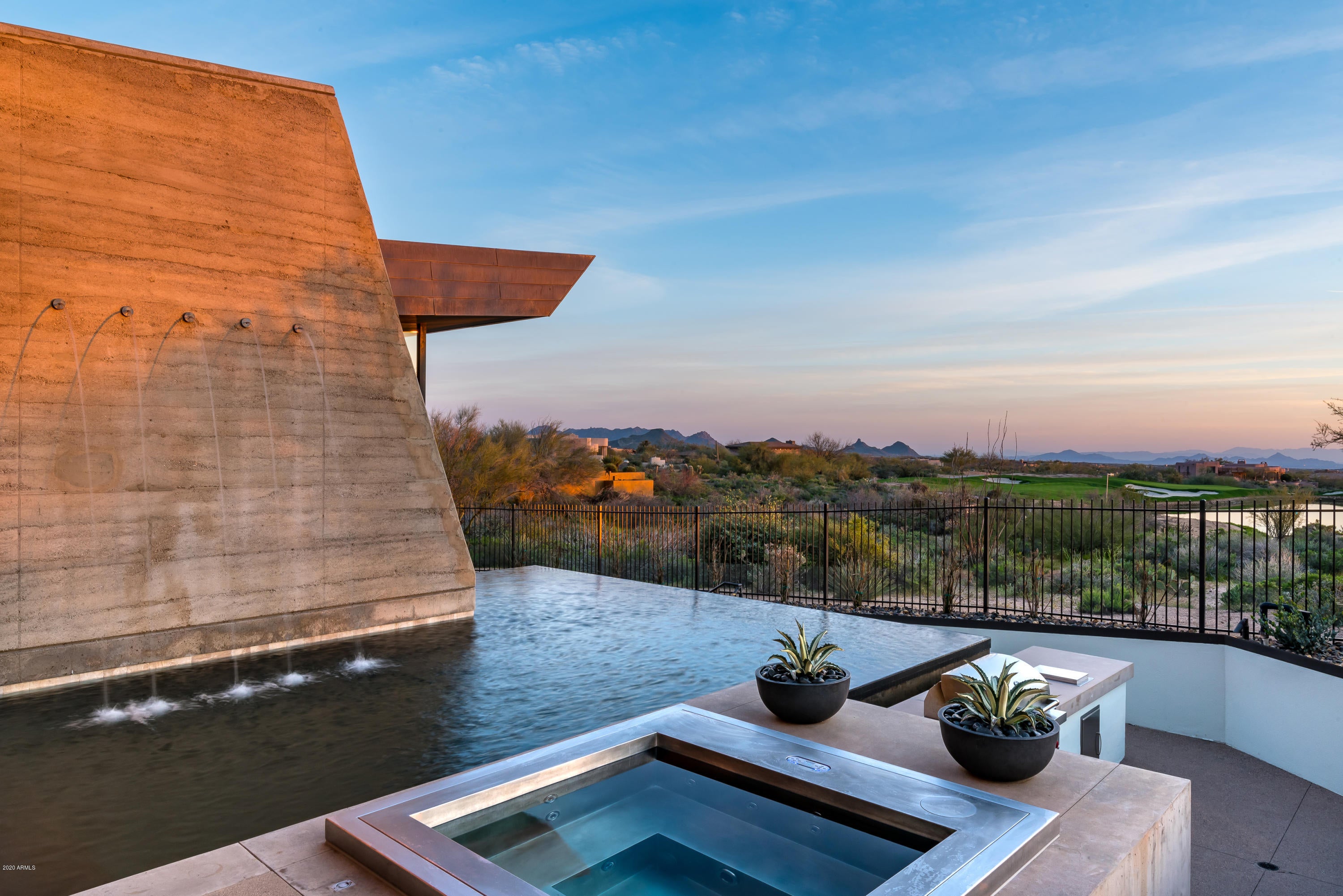 DESERT MOUNTAIN - Residential