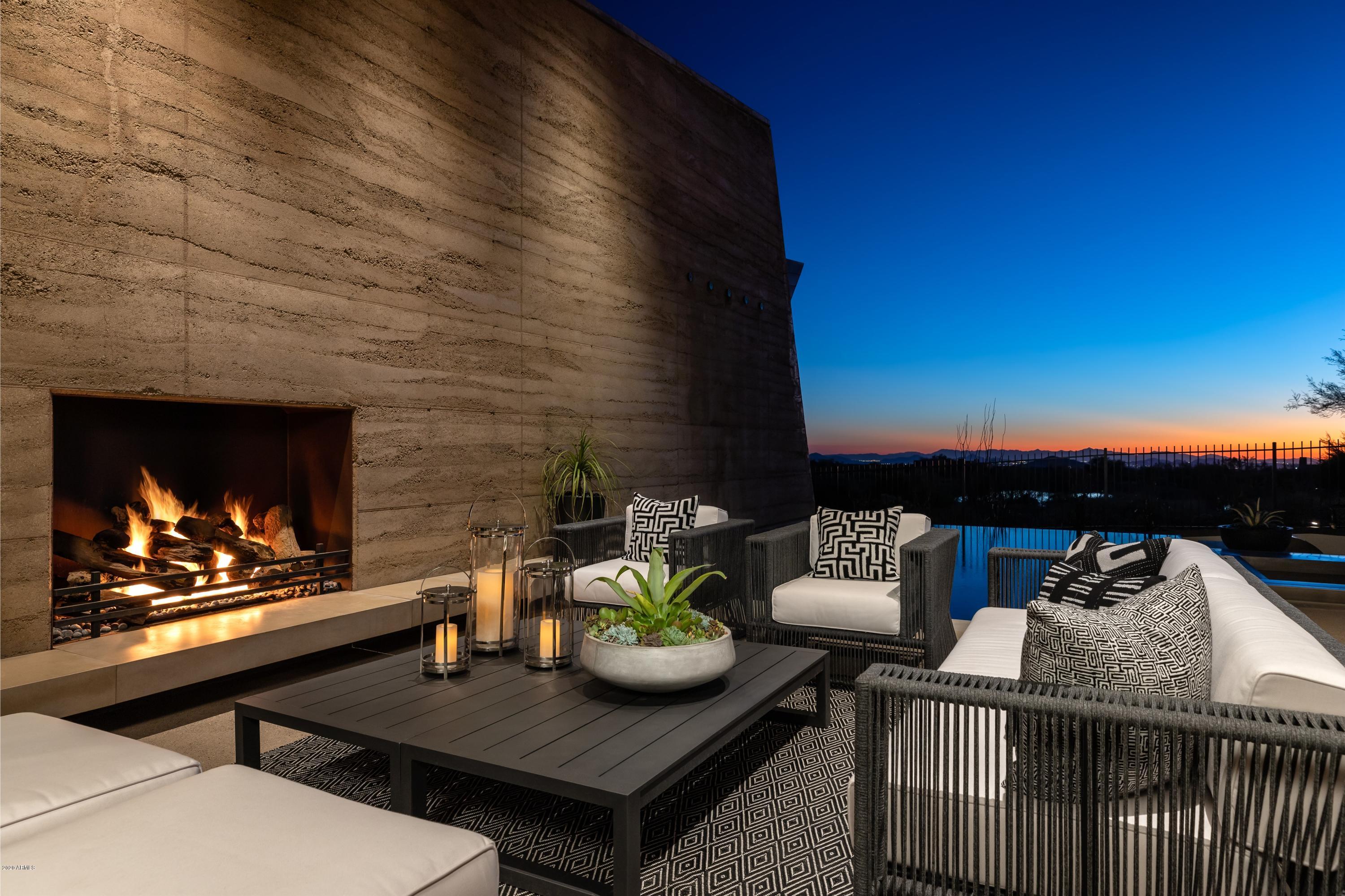 DESERT MOUNTAIN - Residential