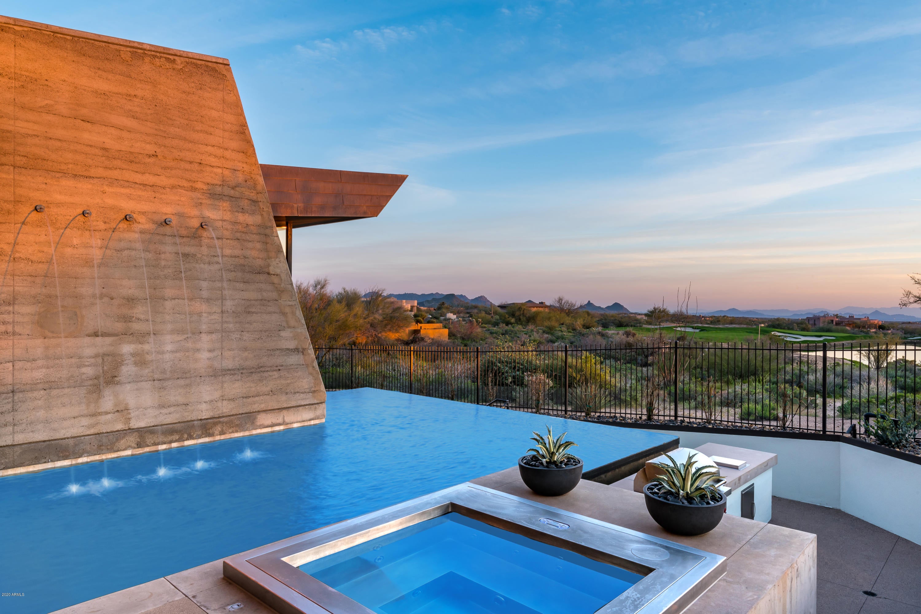 DESERT MOUNTAIN - Residential