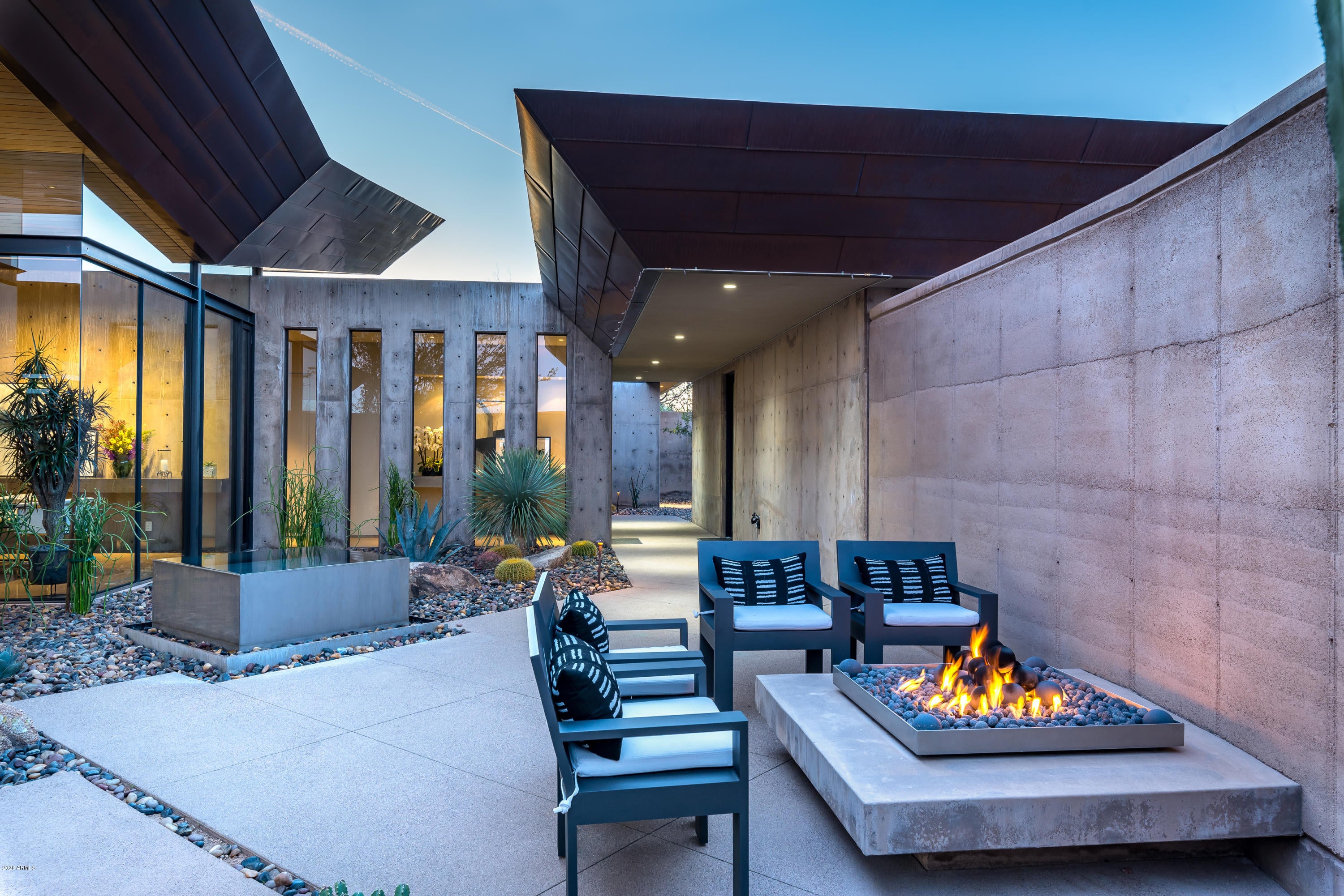 DESERT MOUNTAIN - Residential