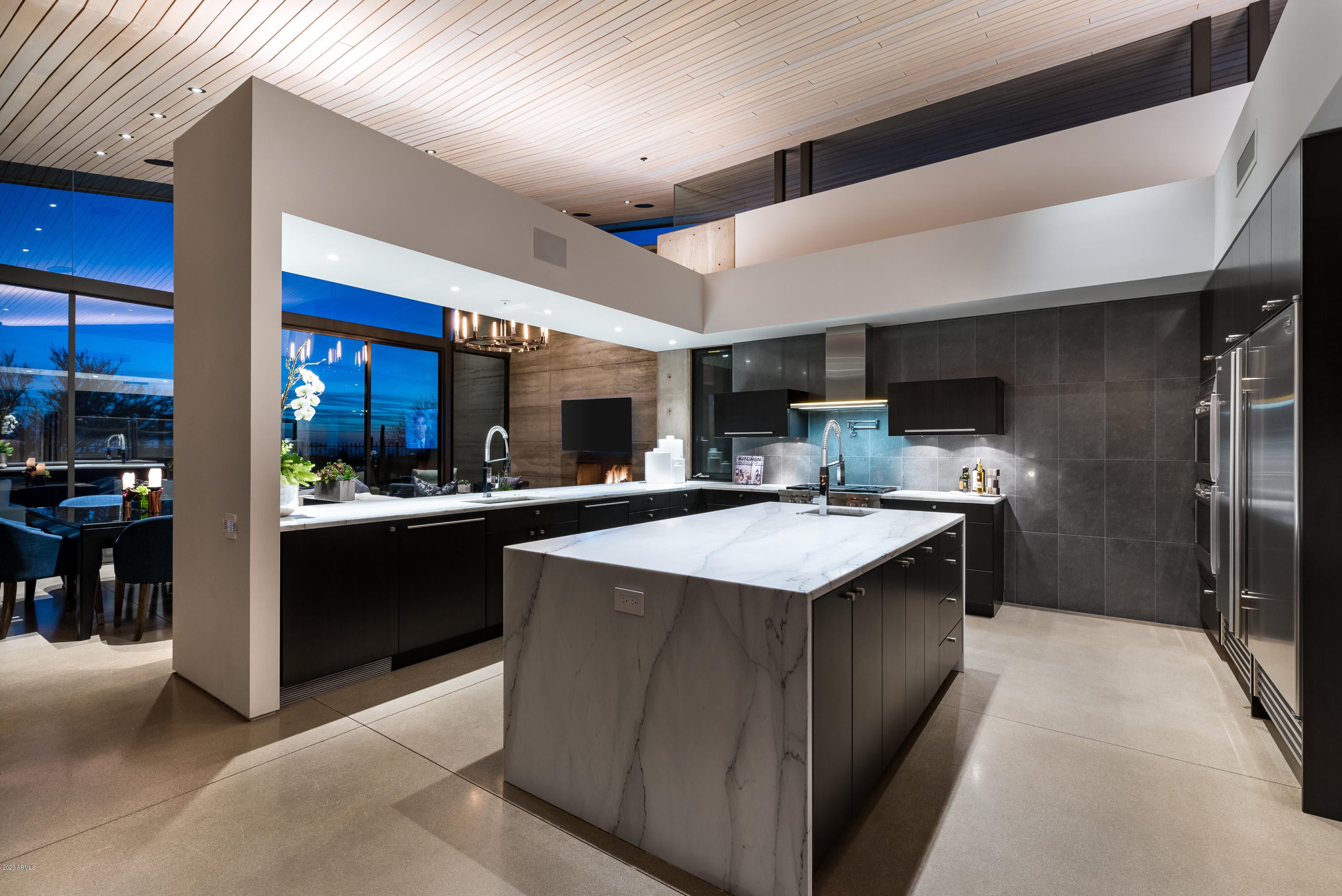 DESERT MOUNTAIN - Residential
