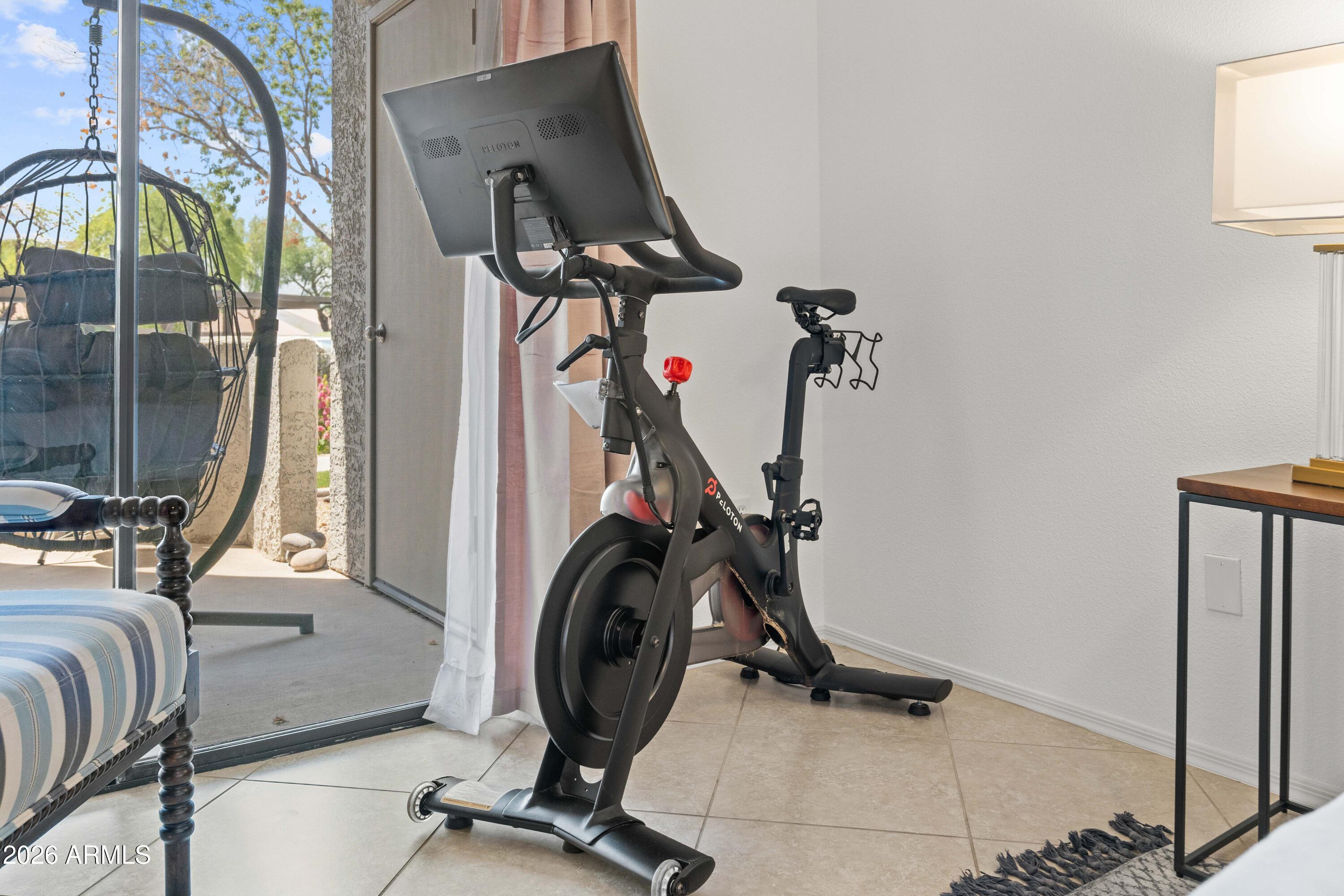 SIGNATURE SCOTTSDALE CONDOMINIUM - Residential