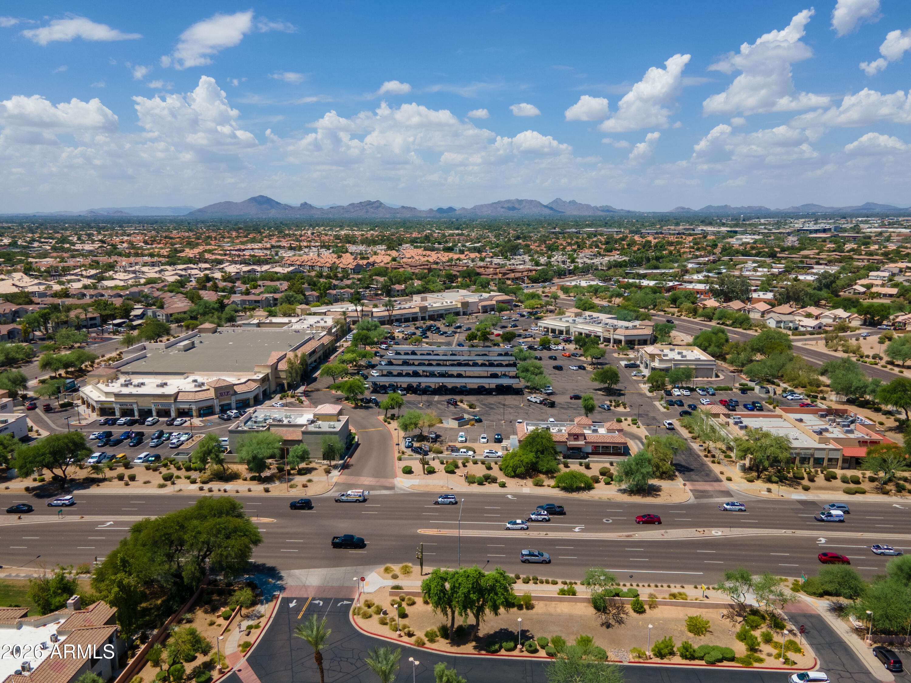 SIGNATURE SCOTTSDALE CONDOMINIUM - Residential