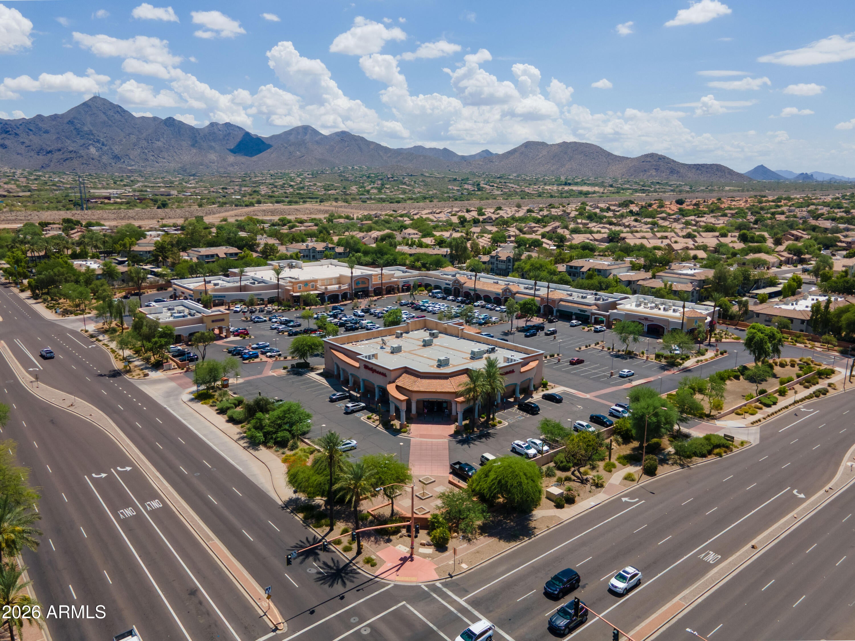 SIGNATURE SCOTTSDALE CONDOMINIUM - Residential