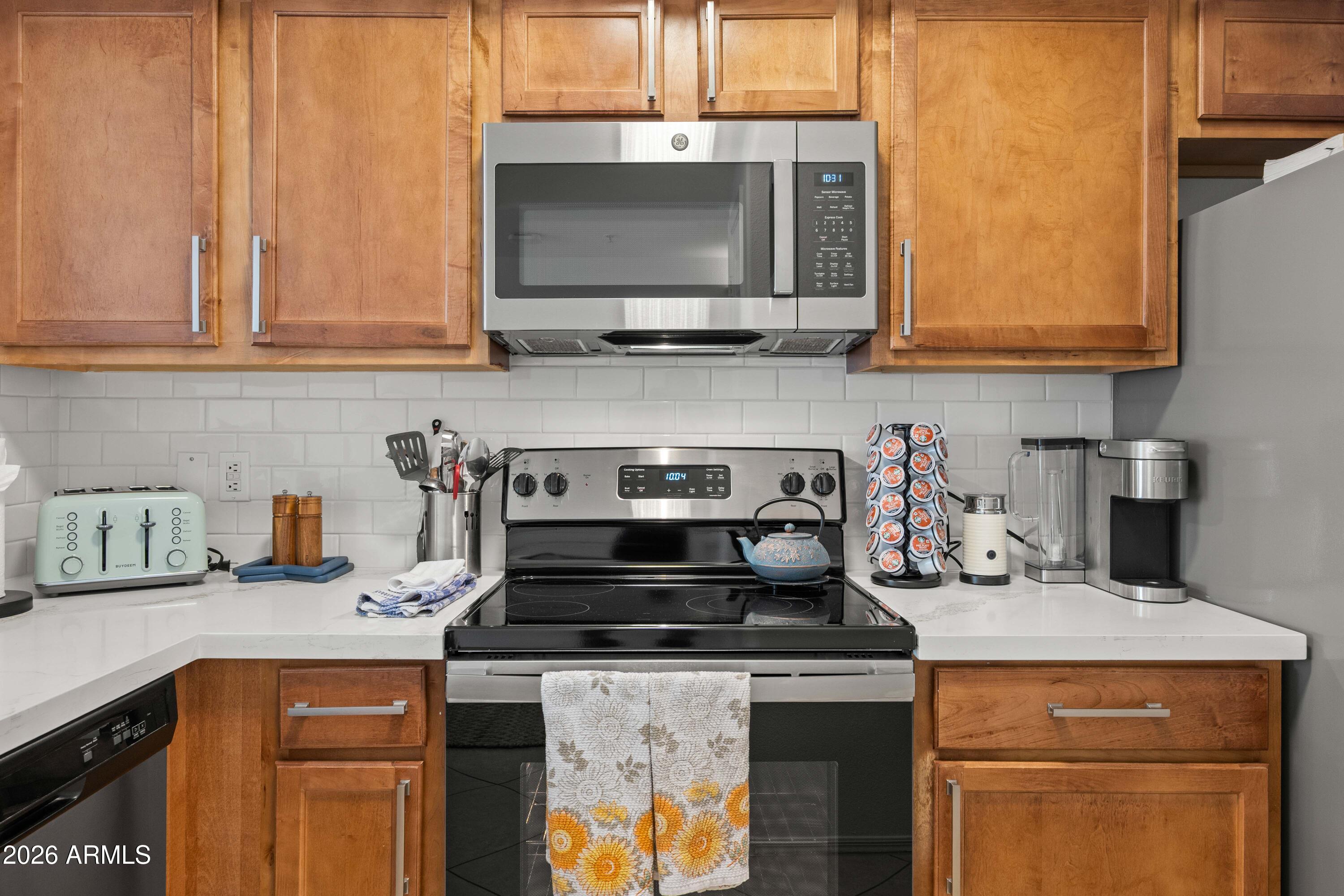 SIGNATURE SCOTTSDALE CONDOMINIUM - Residential