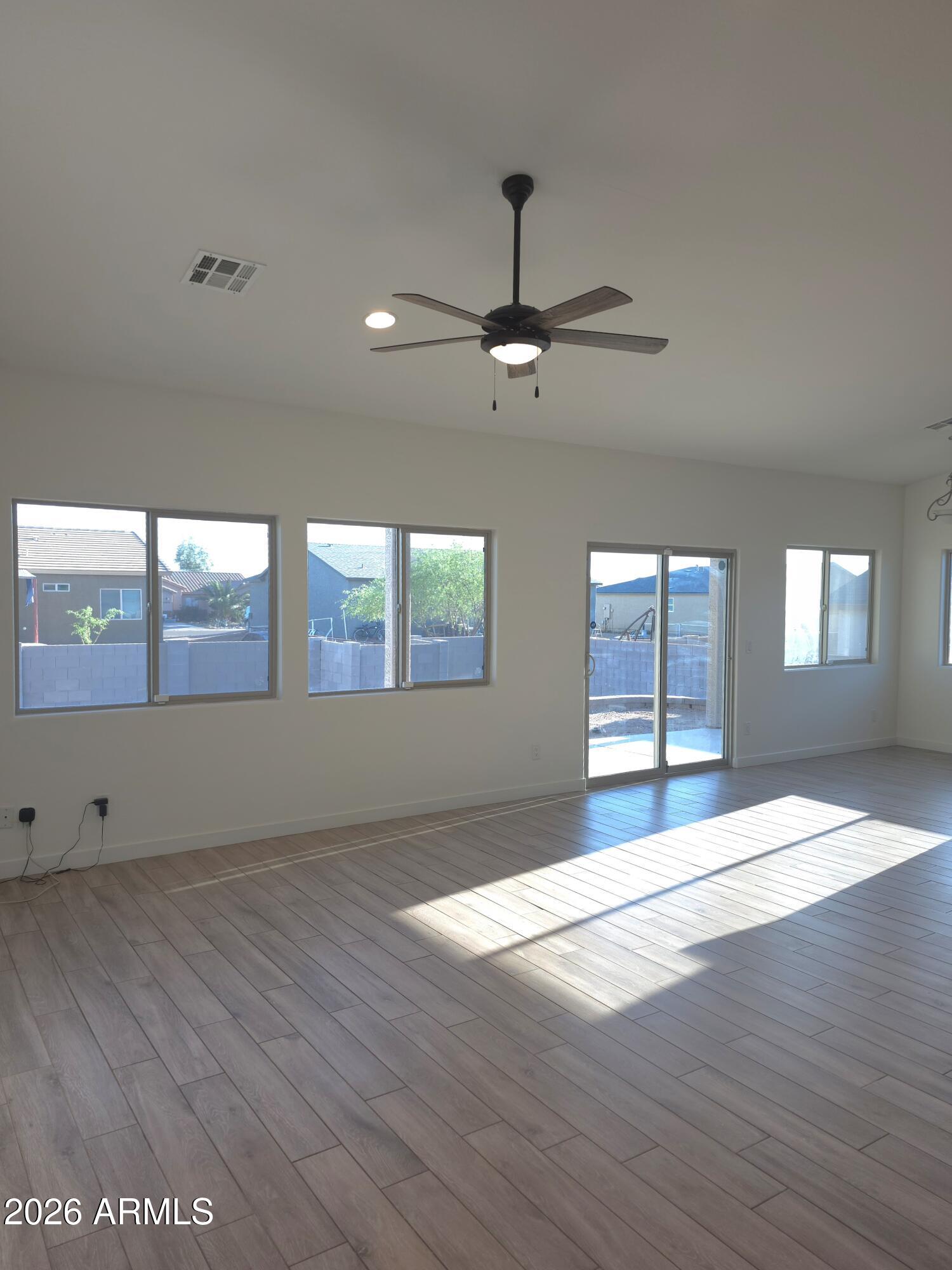 ARIZONA CITY UNIT FIFTEEN - Residential