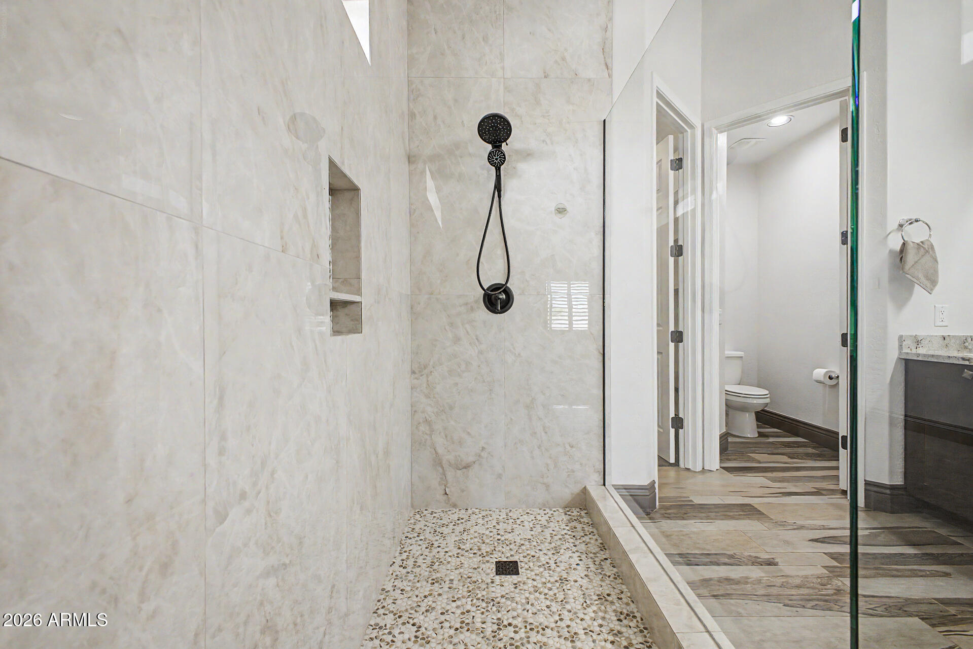 LA JARA ESTATES REPLAT - Residential
