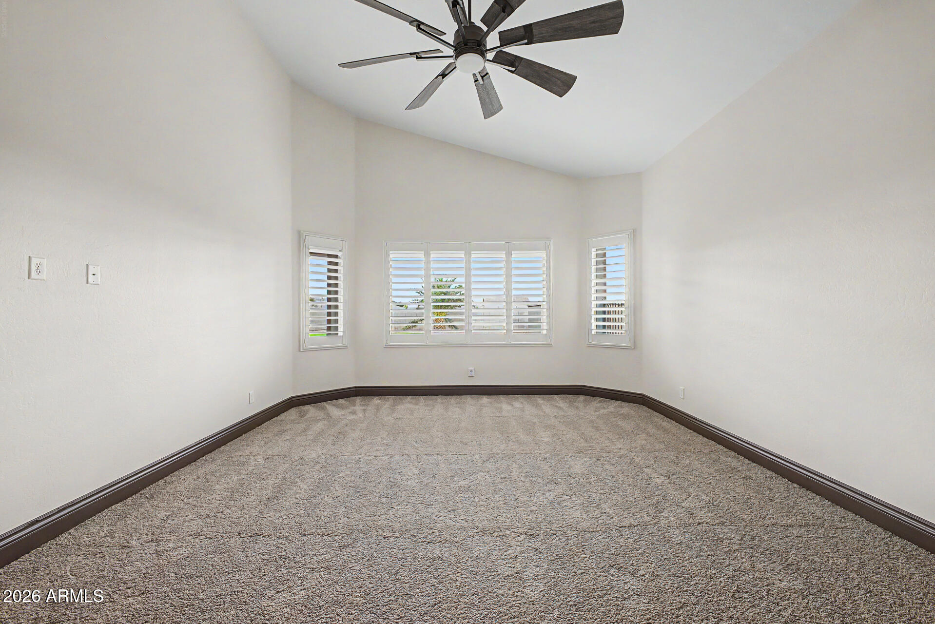 LA JARA ESTATES REPLAT - Residential