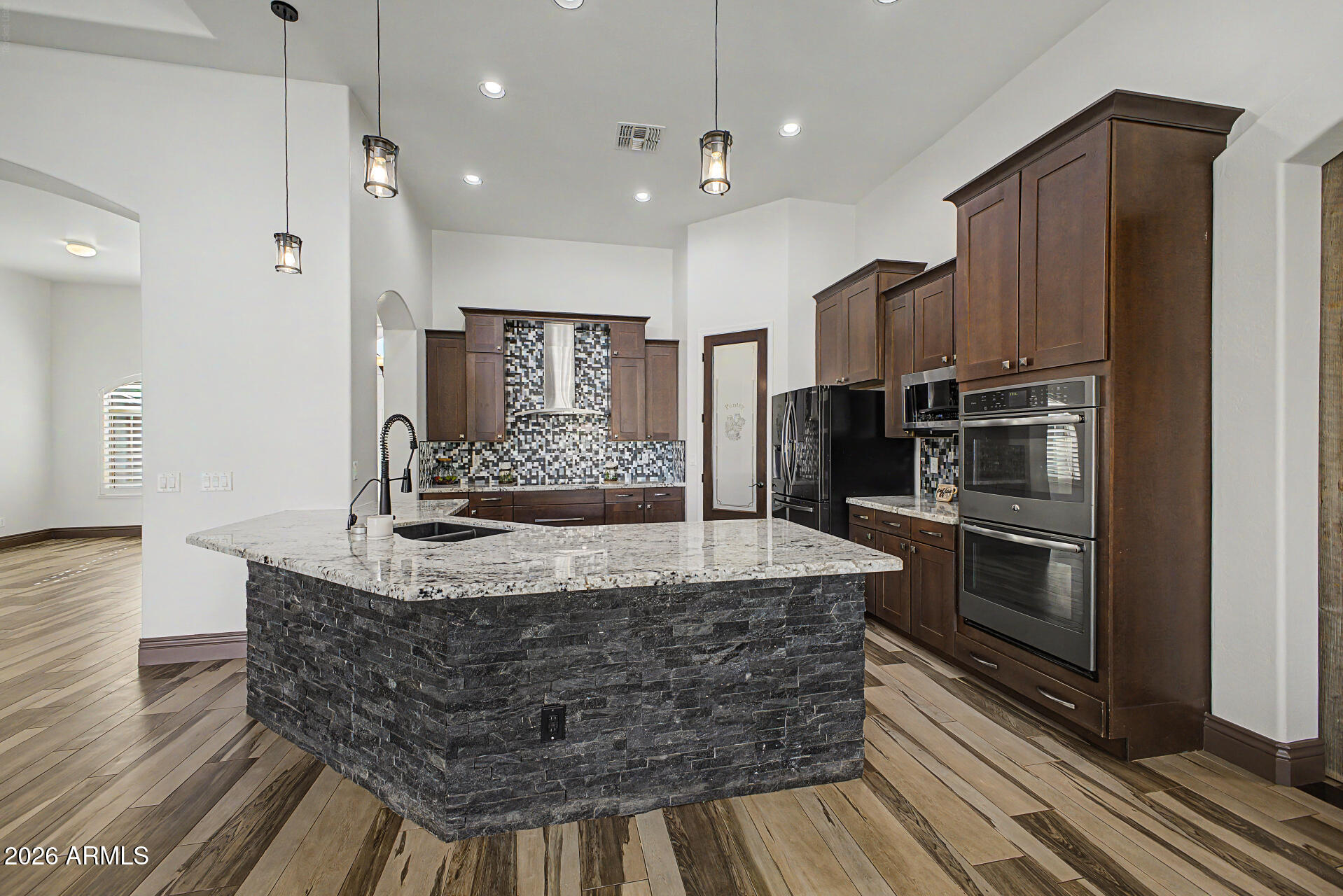 LA JARA ESTATES REPLAT - Residential
