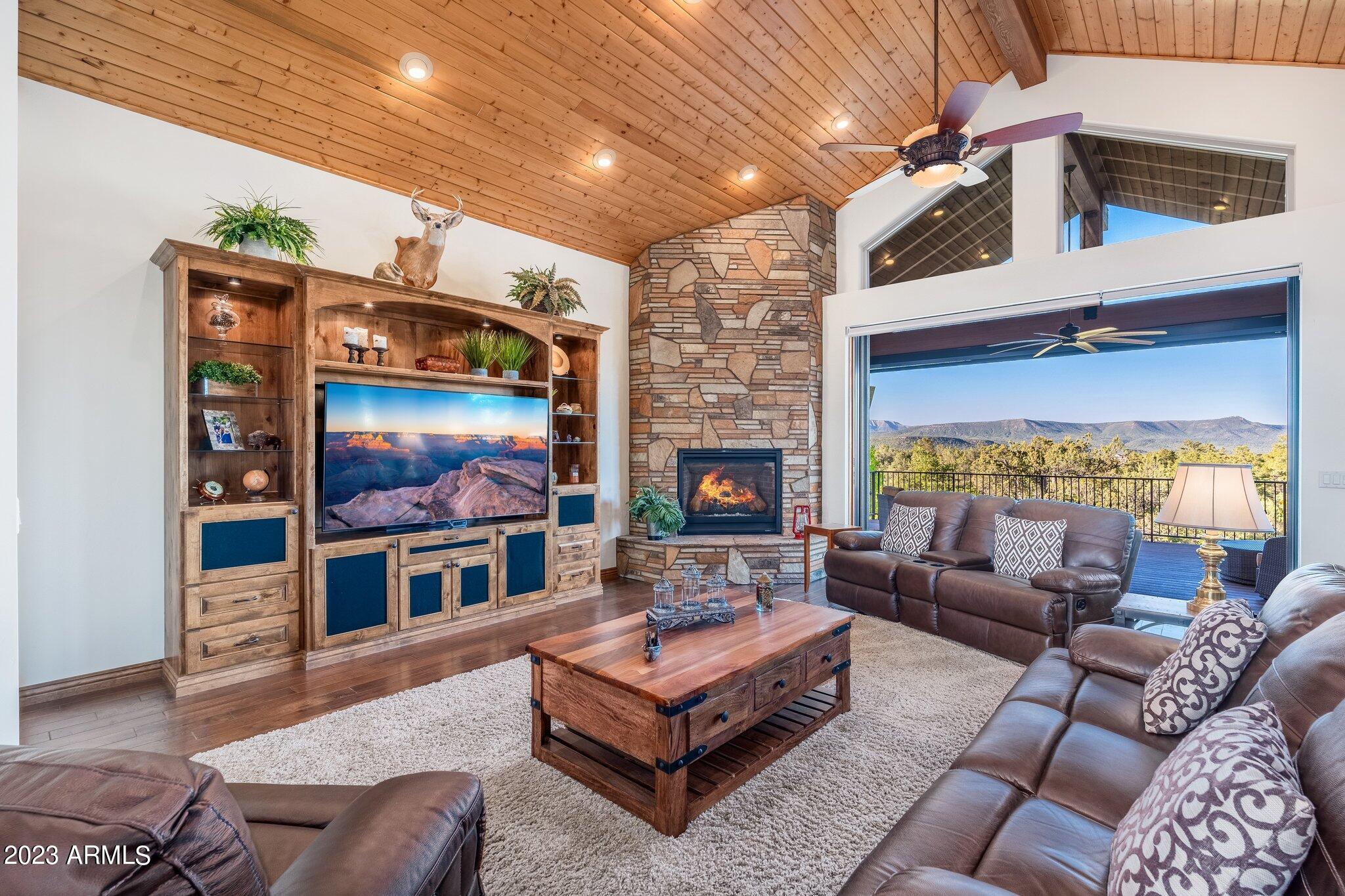 Chaparral Pines - Residential