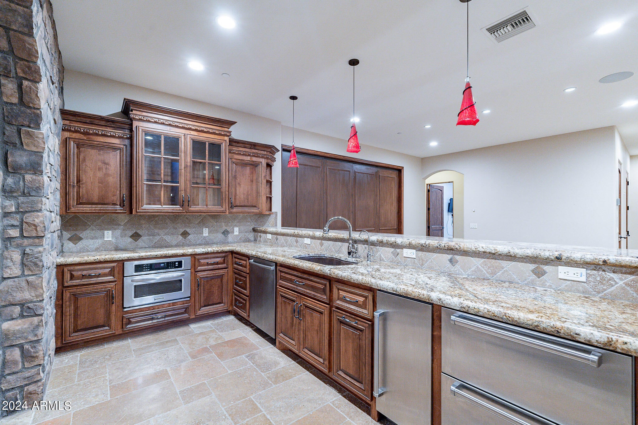 CIRCLE G 2 - Residential