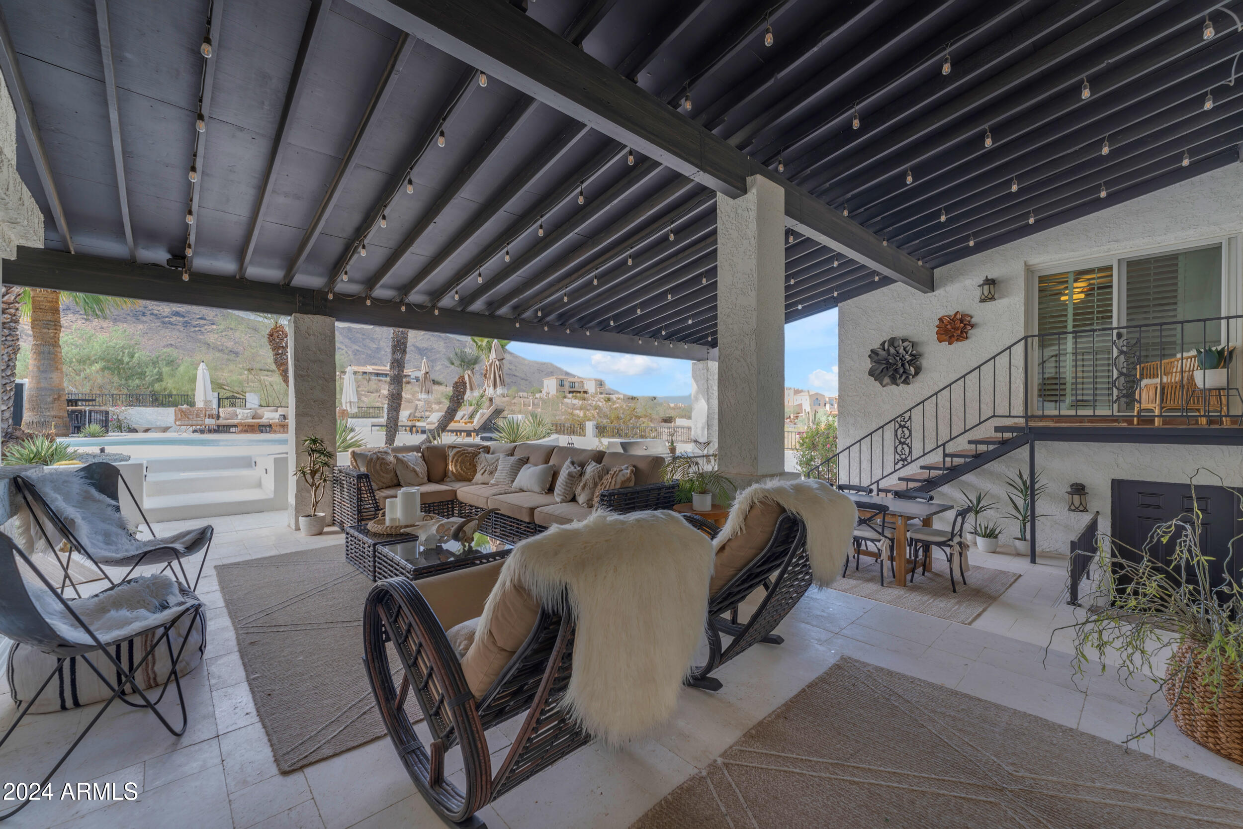 METES AND BOUNDS - Residential