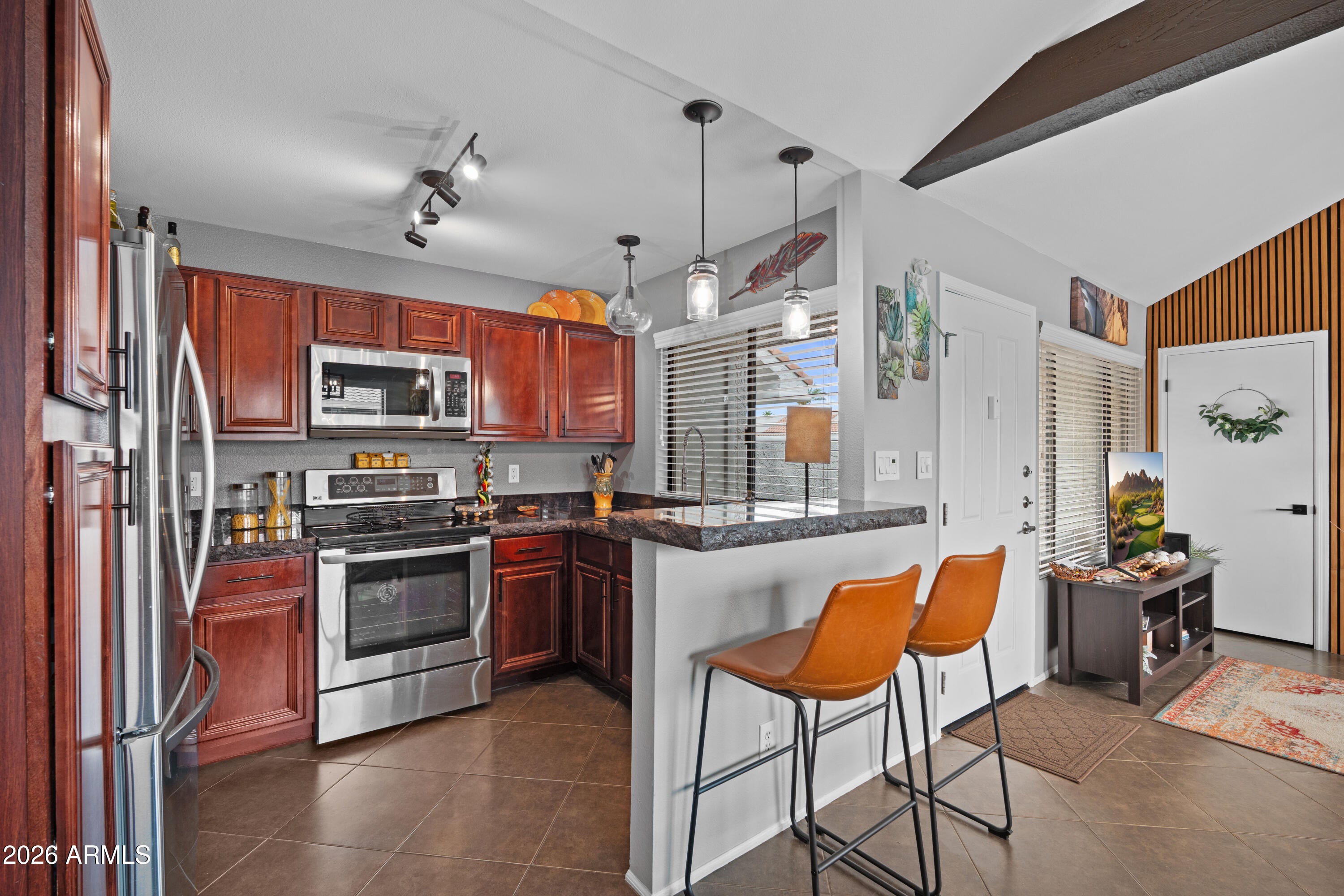 VENETIAN CONDOMINIUM PHASE 2 - Residential