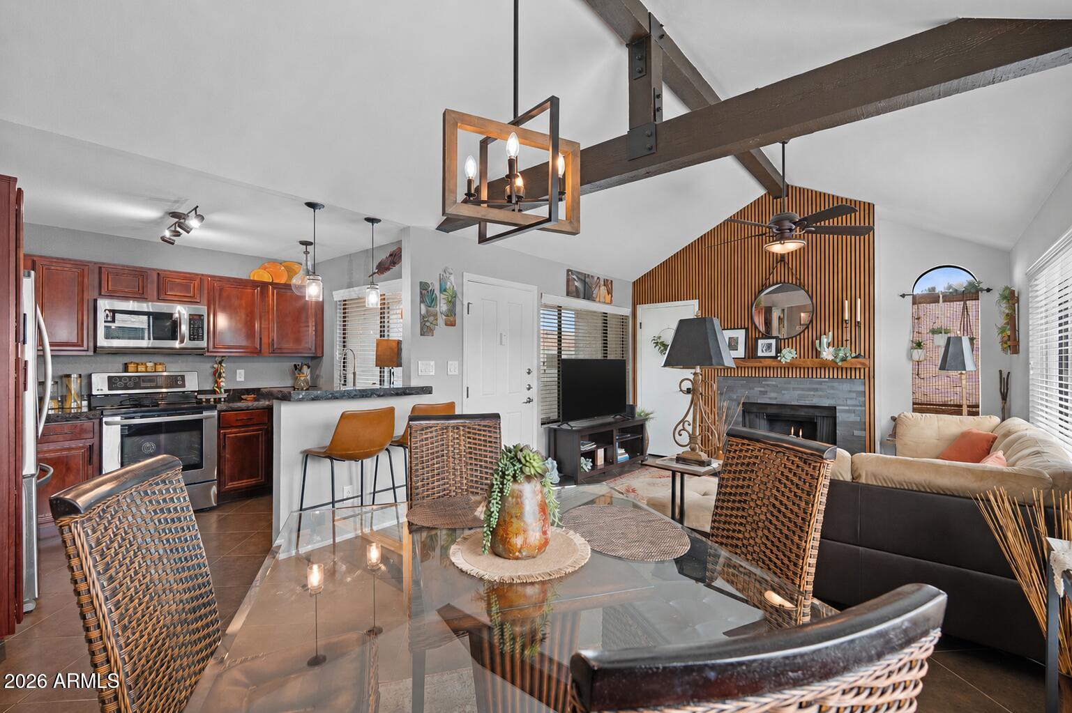VENETIAN CONDOMINIUM PHASE 2 - Residential