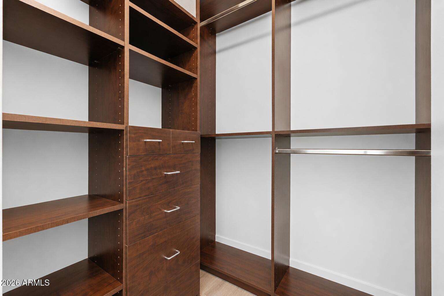 VENETIAN CONDOMINIUM PHASE 2 - Residential