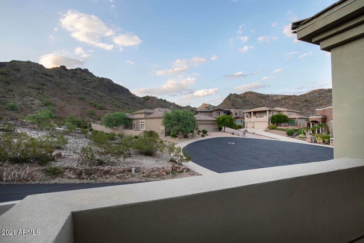 PHOENIX MOUNTAIN PRESERVE ESTATES - Residential