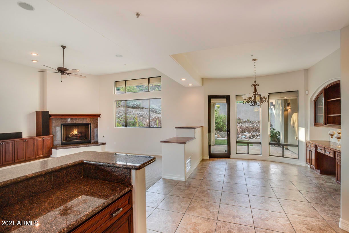 PHOENIX MOUNTAIN PRESERVE ESTATES - Residential