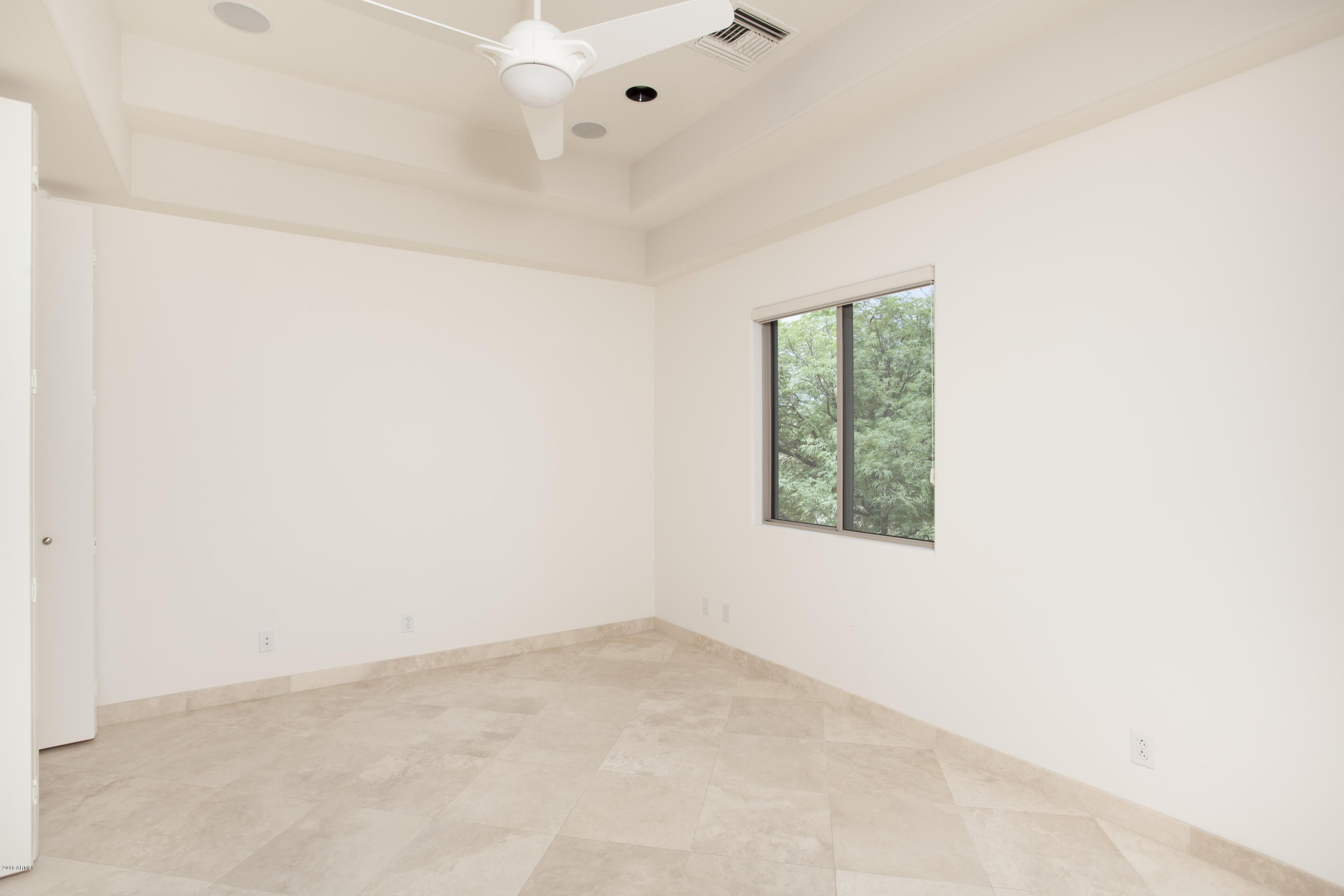 BILTMORE MOUNTAIN ESTATES LOT 1-39 TR A-H J K - Residential
