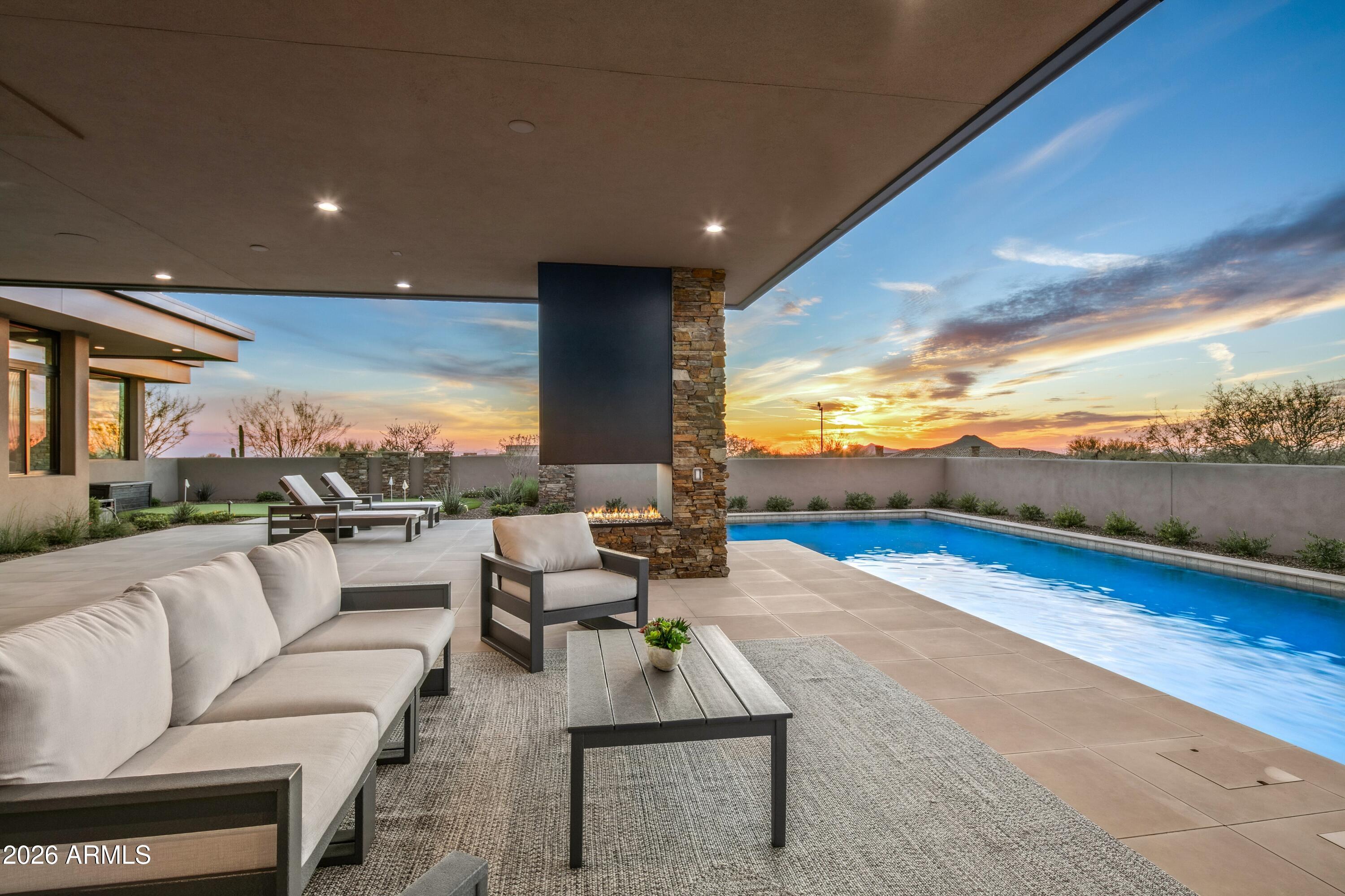 DESERT MOUNTAIN - Residential