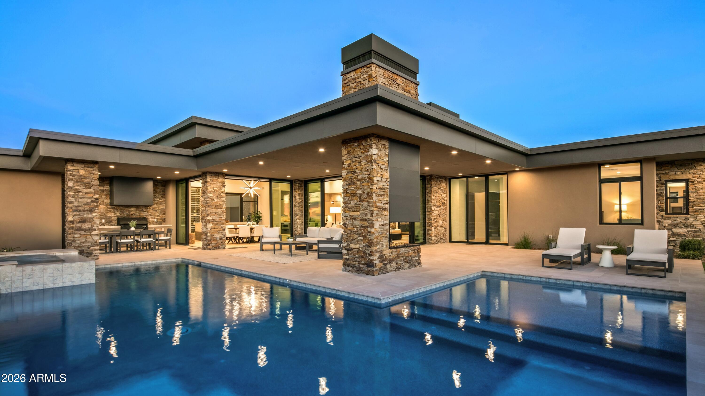 DESERT MOUNTAIN - Residential