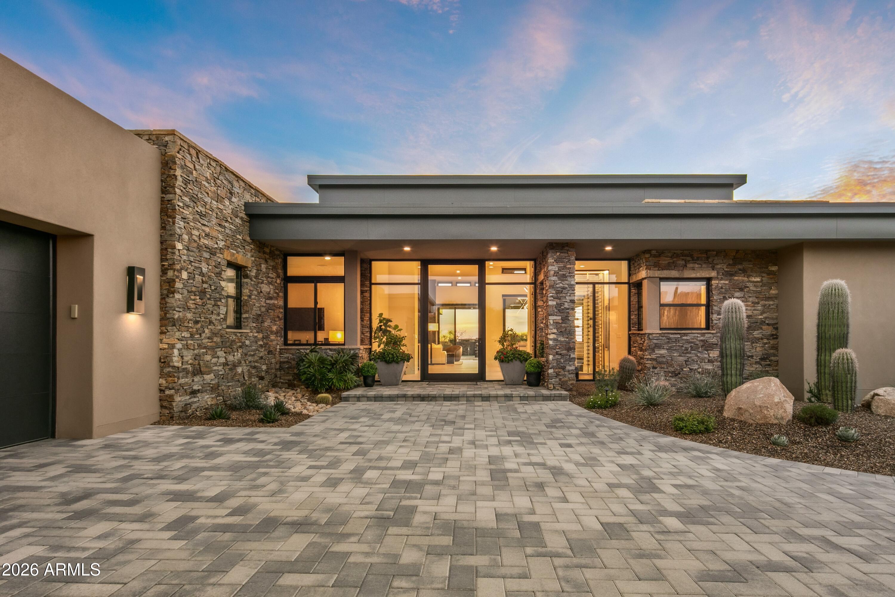 DESERT MOUNTAIN - Residential