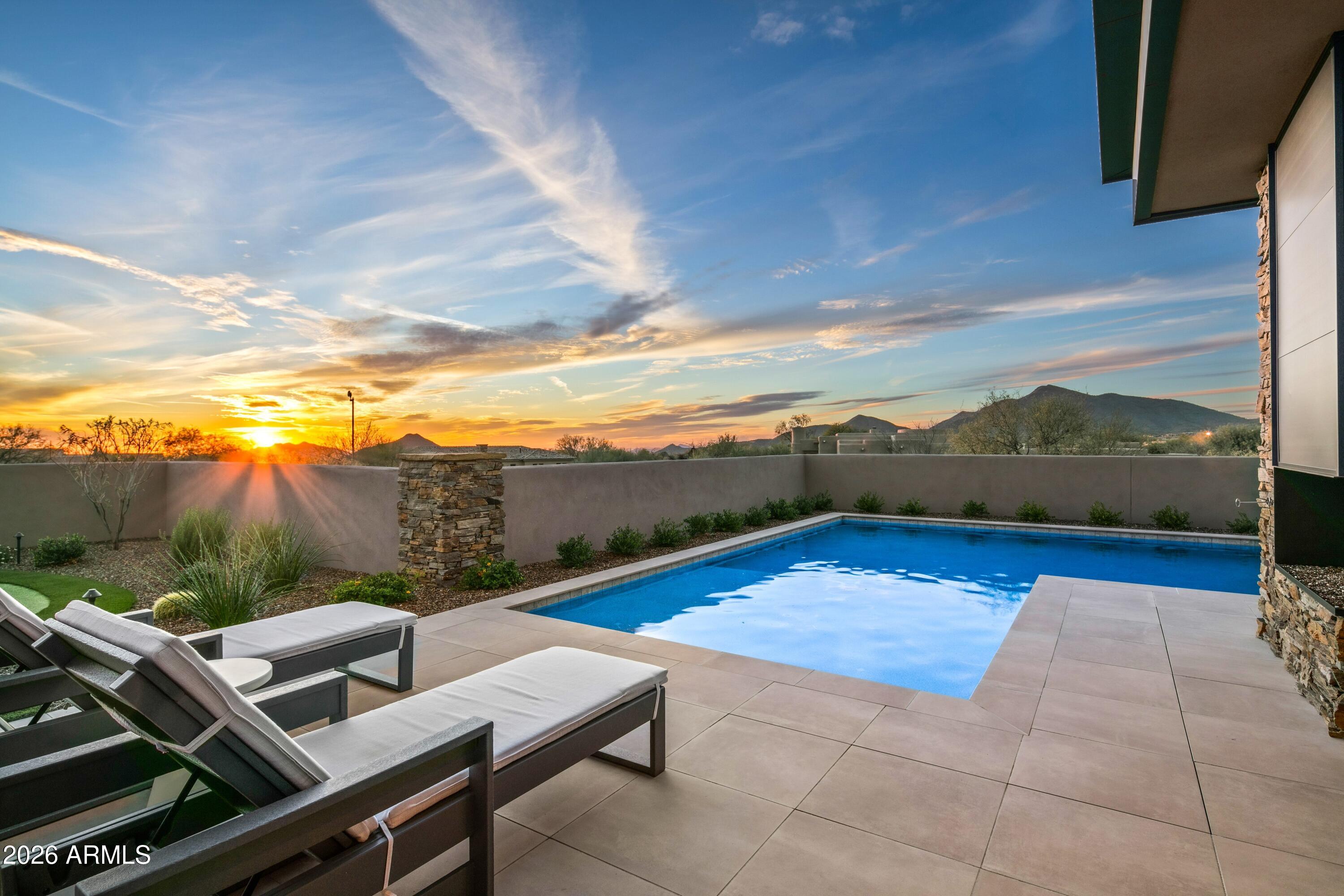 DESERT MOUNTAIN - Residential