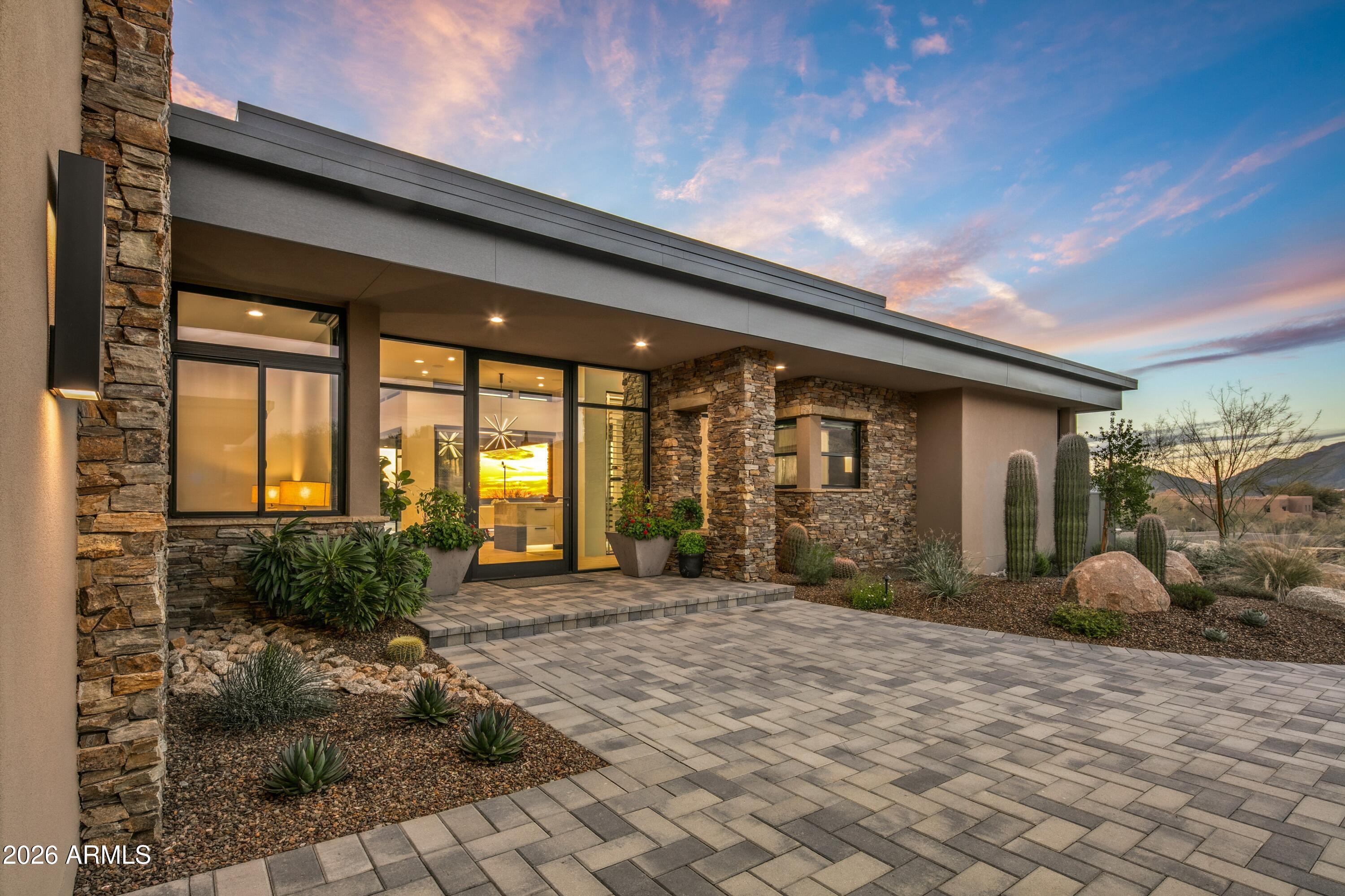 DESERT MOUNTAIN - Residential