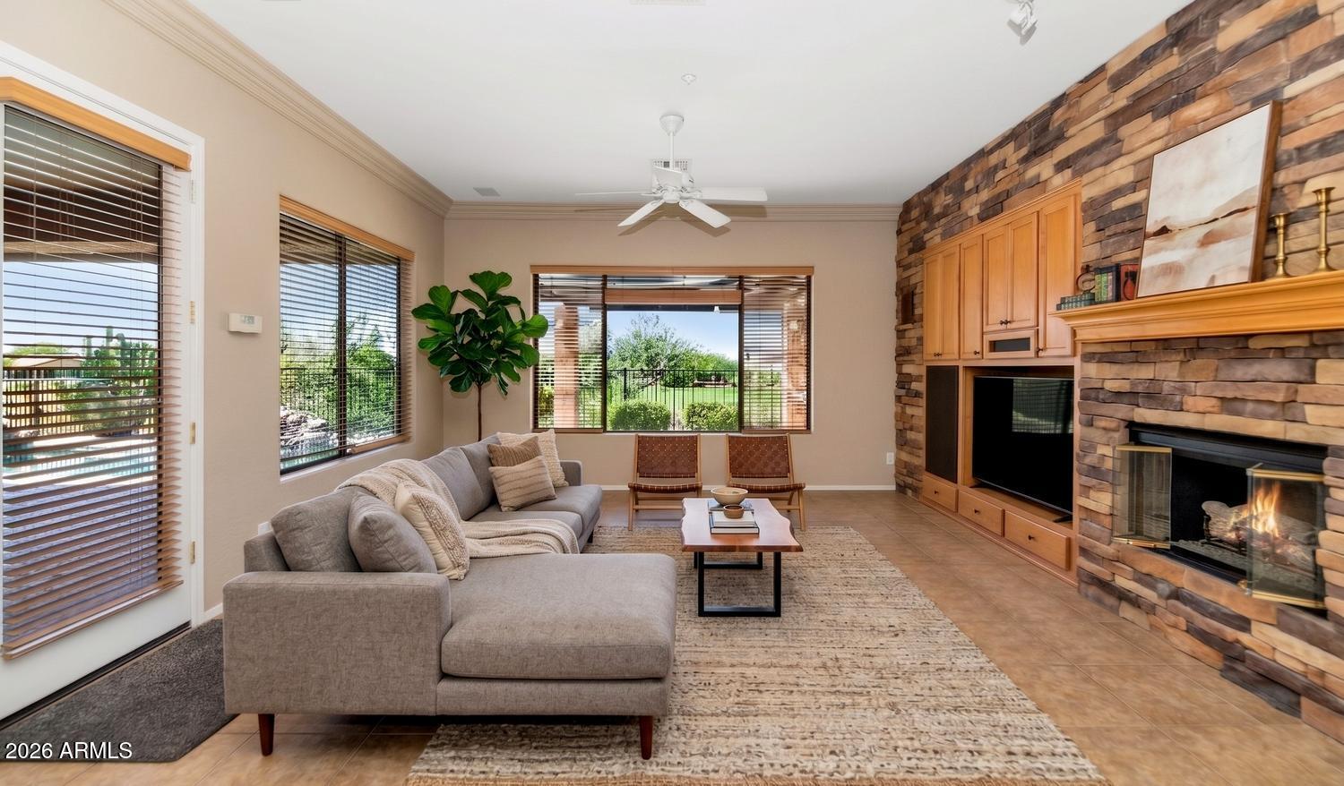ANTHEM COUNTRY CLUB - Residential