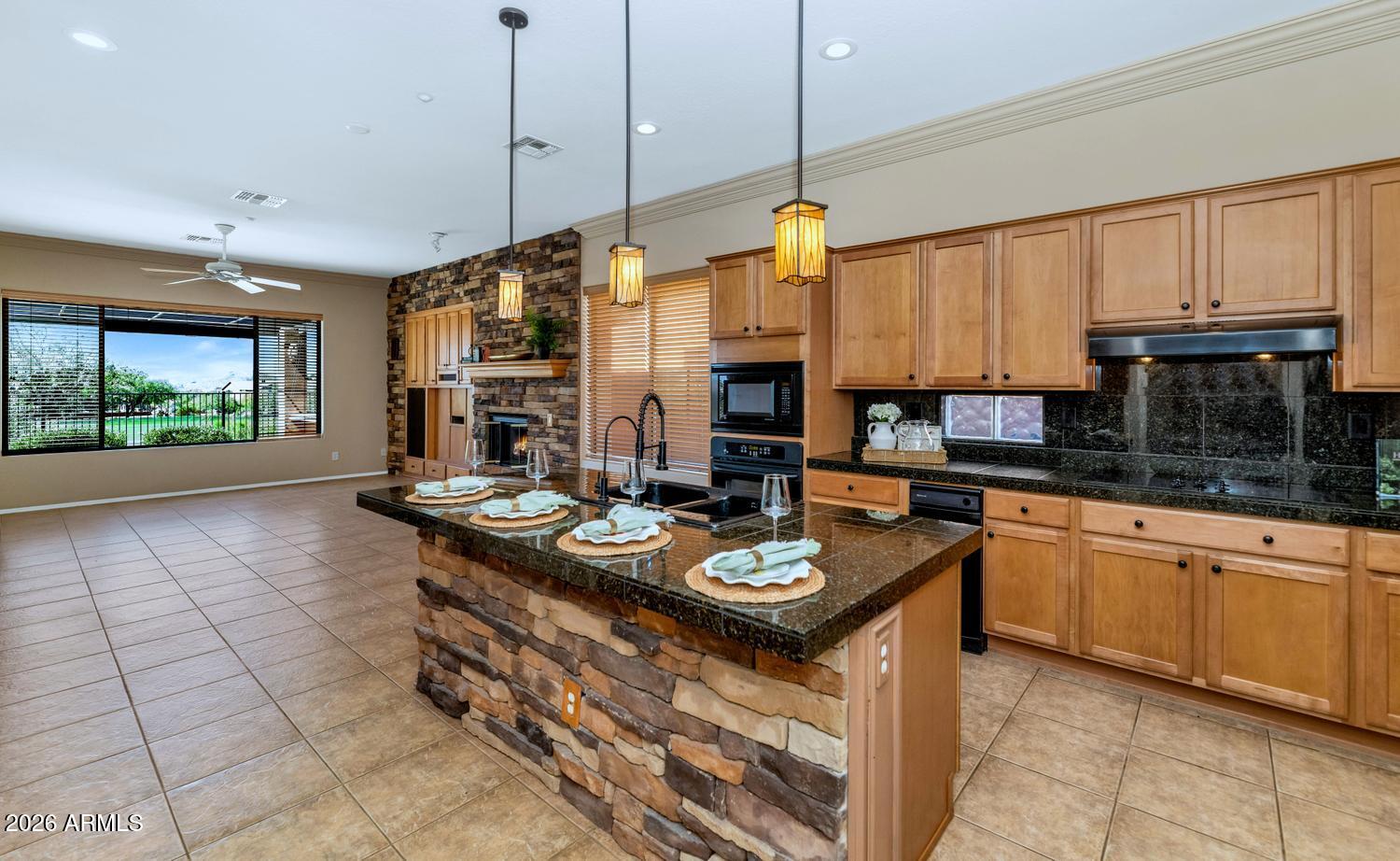 ANTHEM COUNTRY CLUB - Residential
