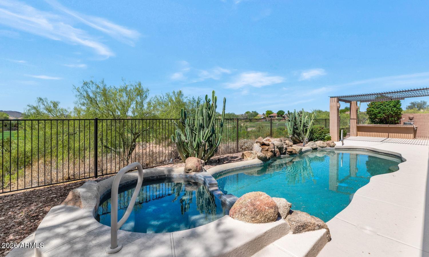 ANTHEM COUNTRY CLUB - Residential