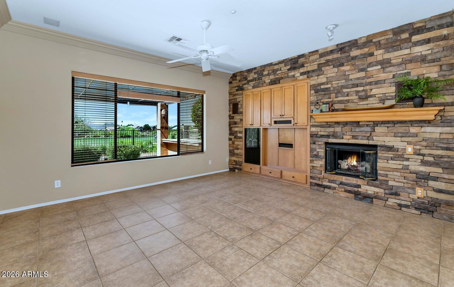 ANTHEM COUNTRY CLUB - Residential