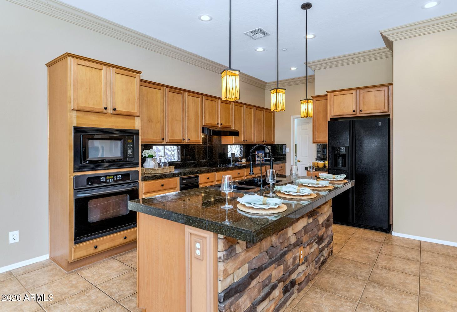 ANTHEM COUNTRY CLUB - Residential