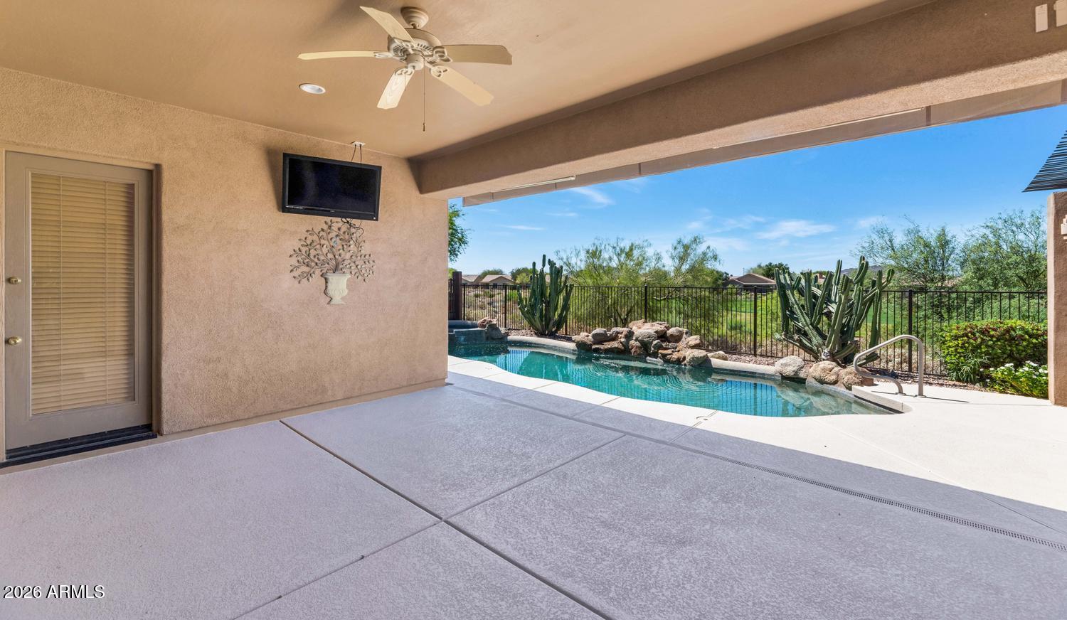 ANTHEM COUNTRY CLUB - Residential