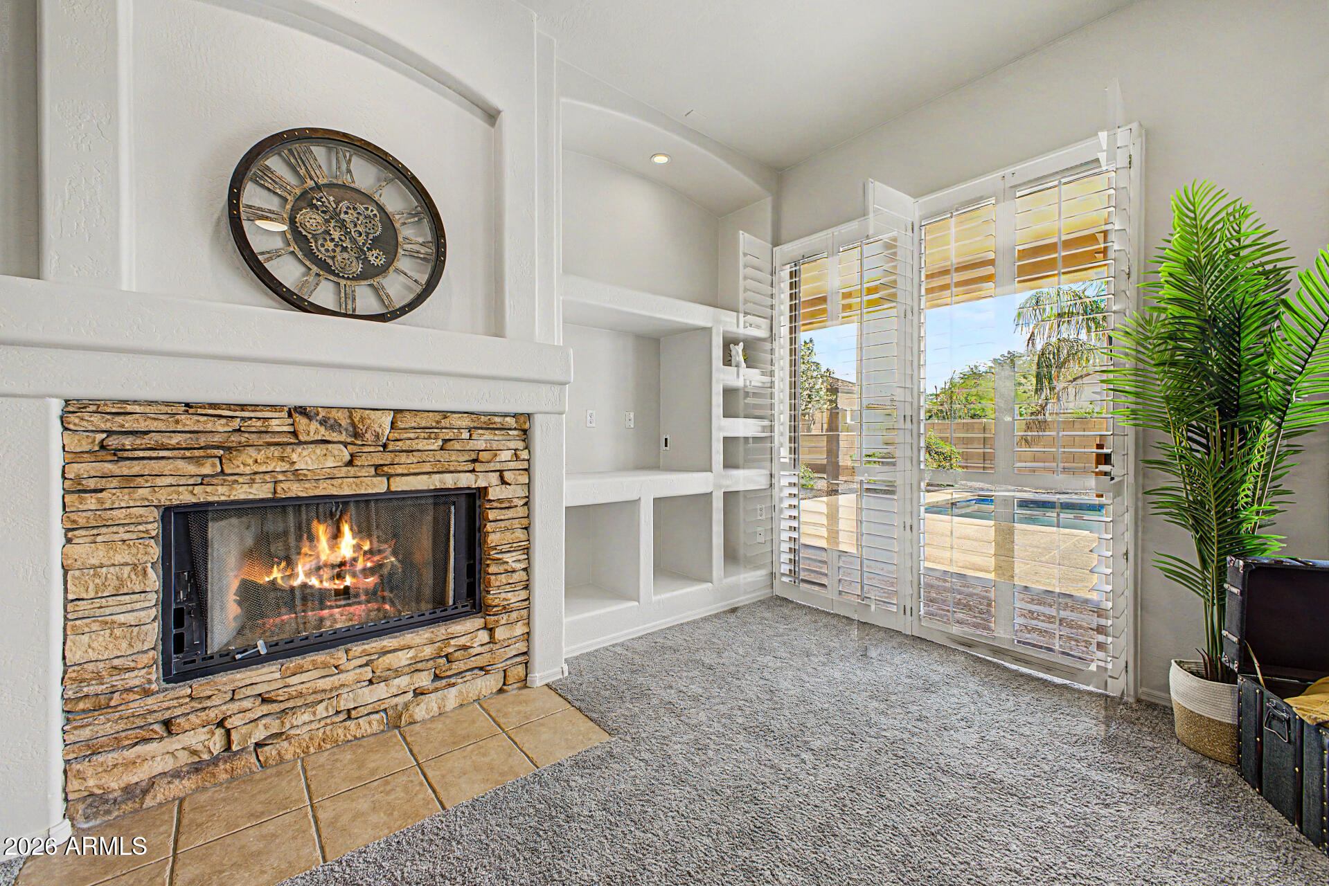 SAGUARO MOUNTAIN - Residential