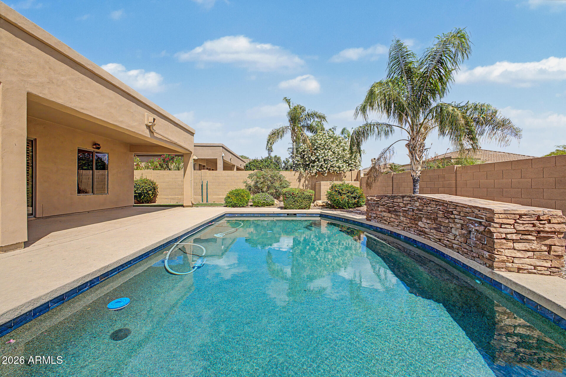 SAGUARO MOUNTAIN - Residential