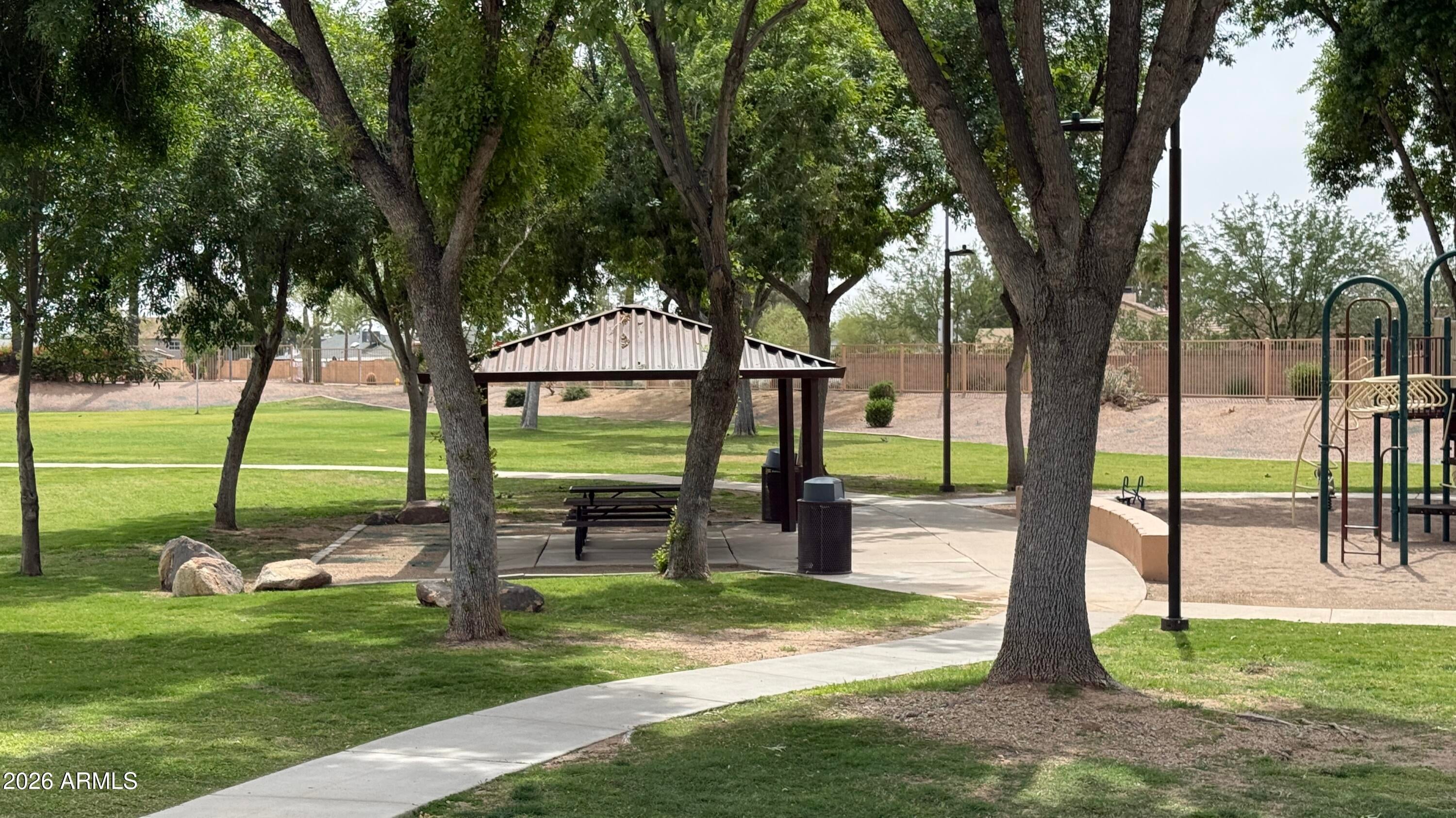 SAGUARO MOUNTAIN - Residential