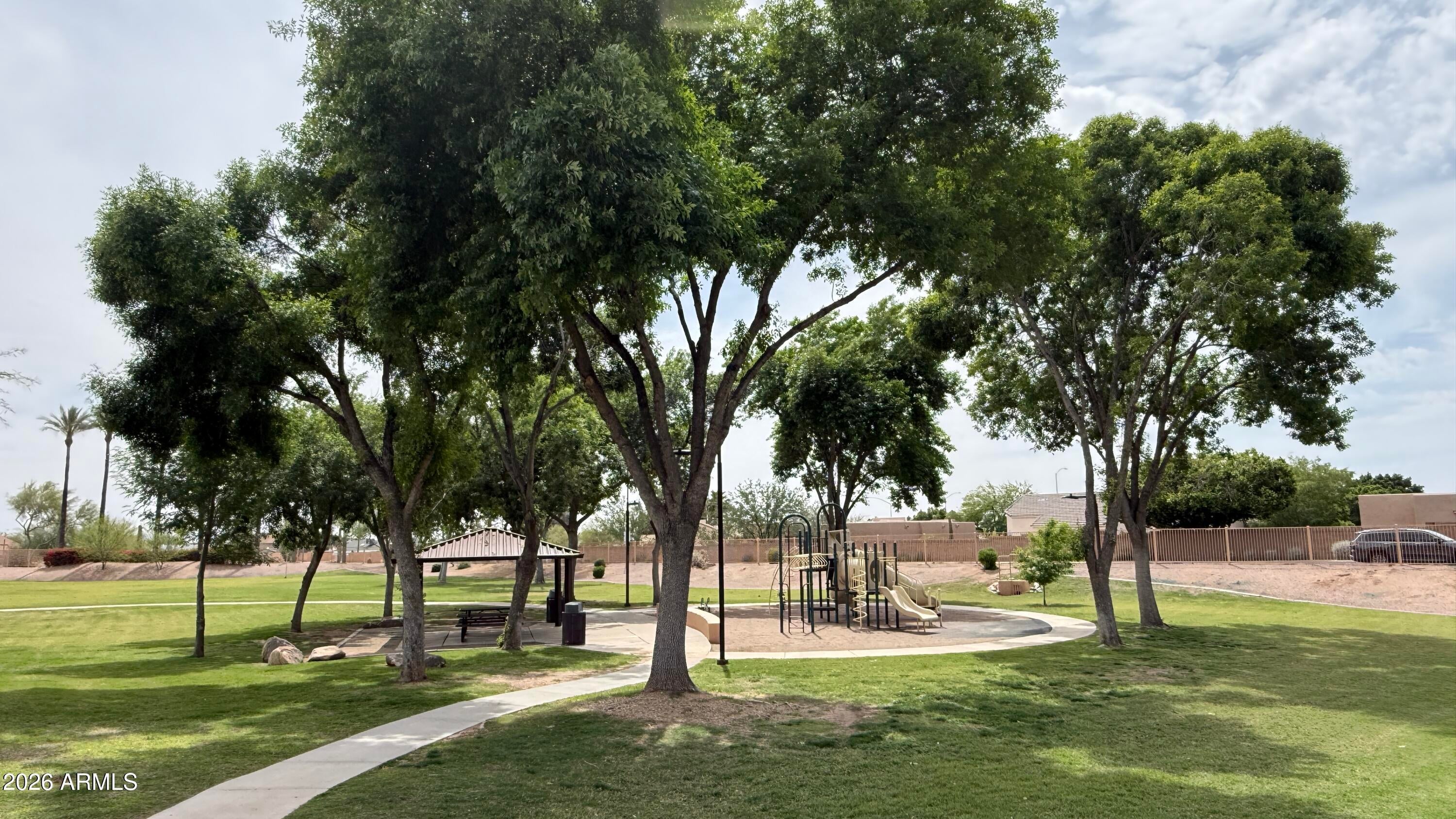 SAGUARO MOUNTAIN - Residential