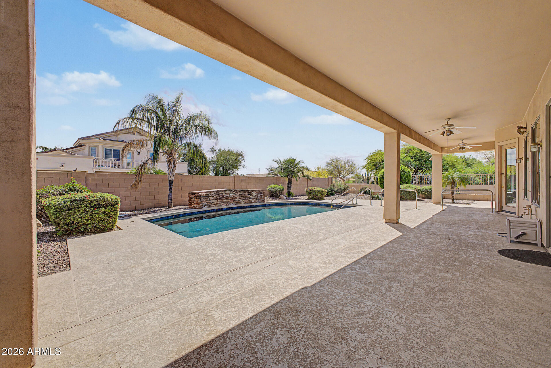 SAGUARO MOUNTAIN - Residential