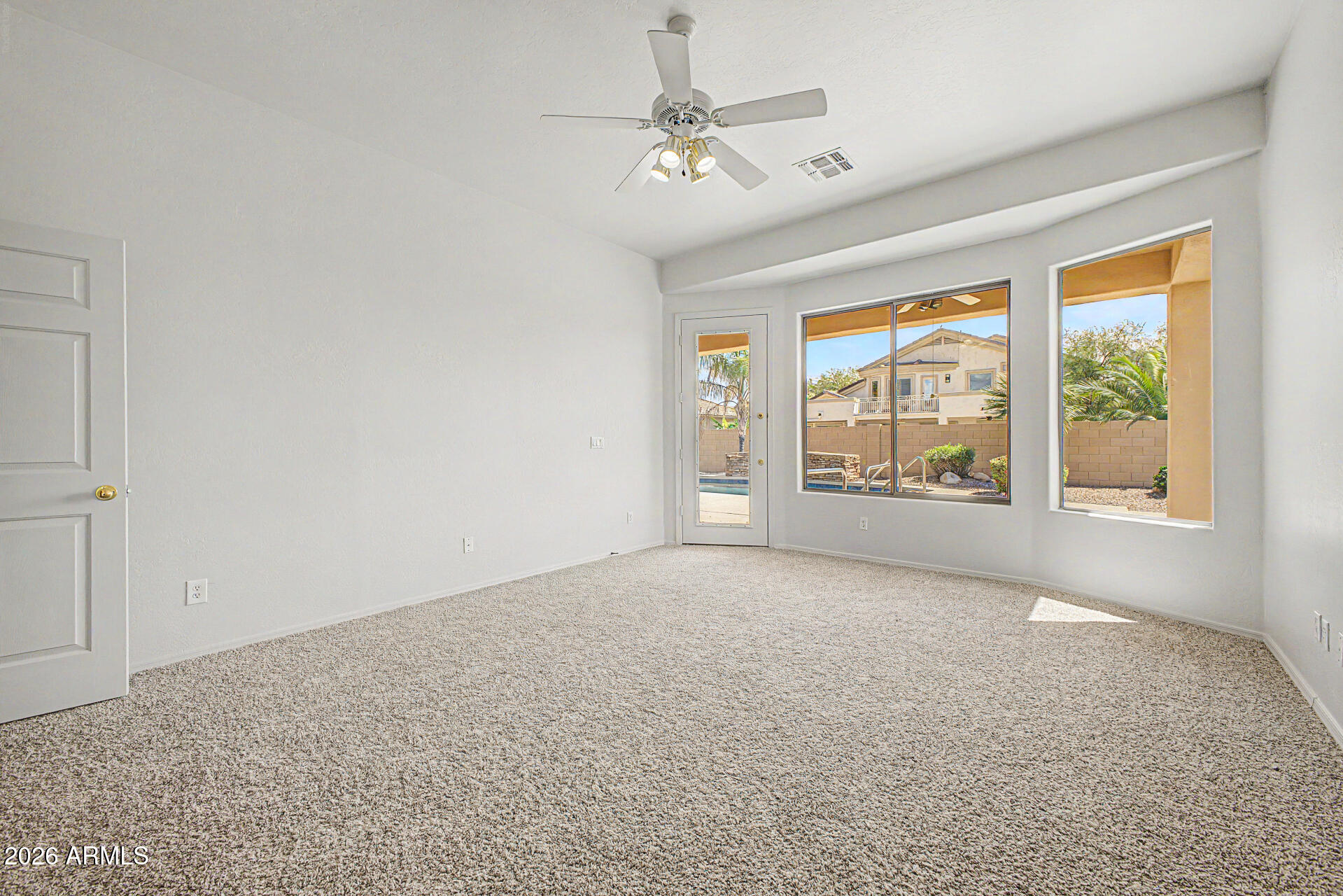 SAGUARO MOUNTAIN - Residential